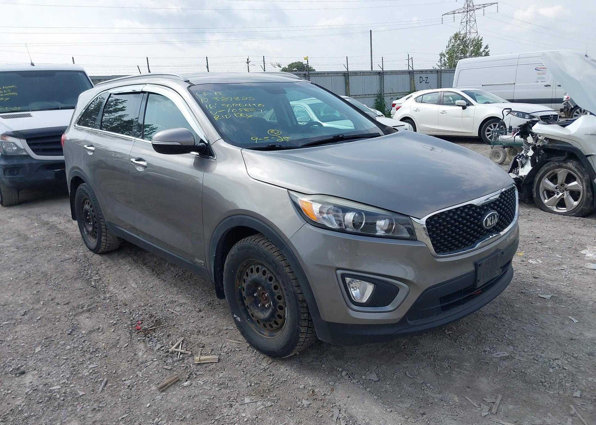 2016 KIA SORENTO LX