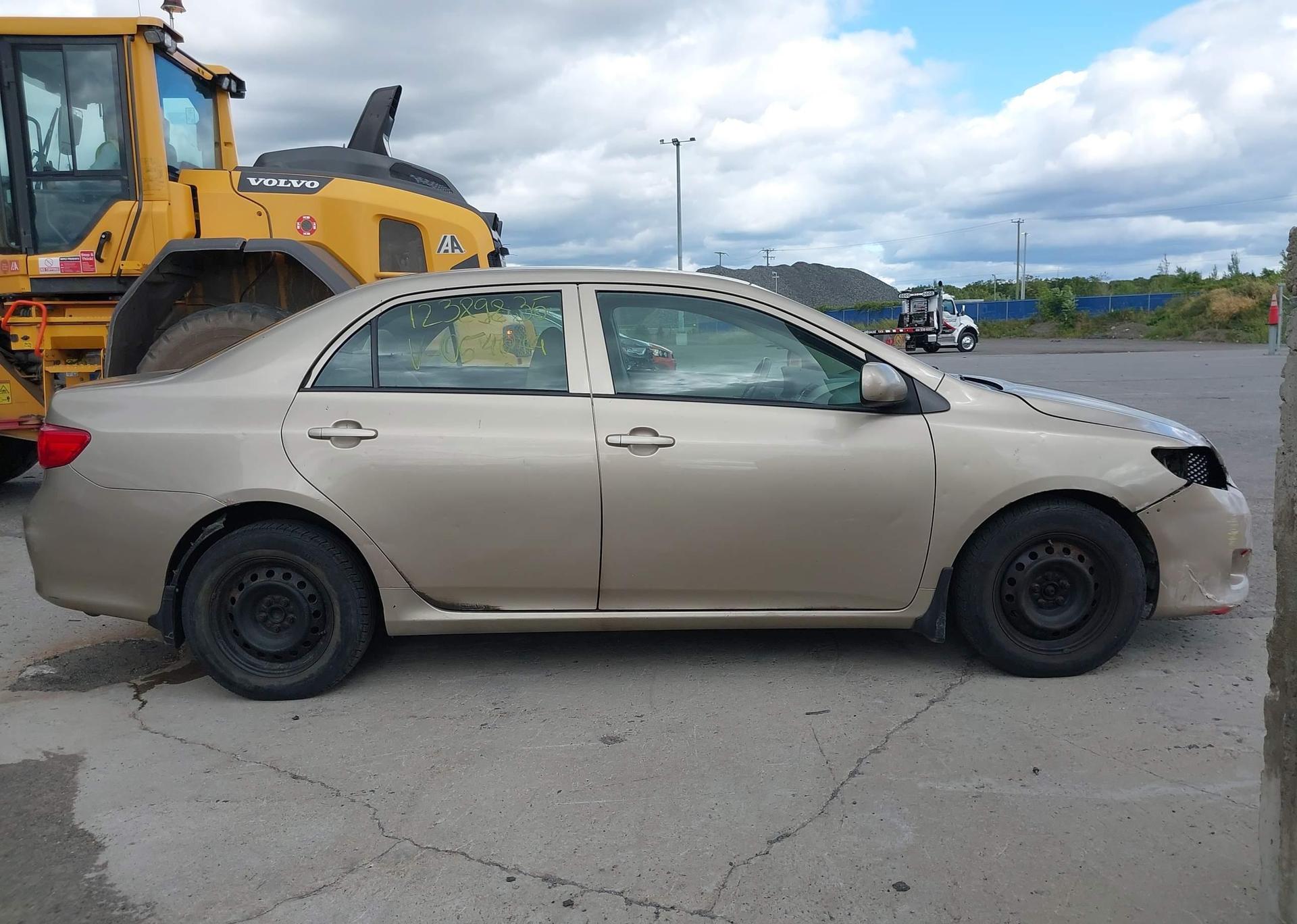 2009 TOYOTA COROLLA