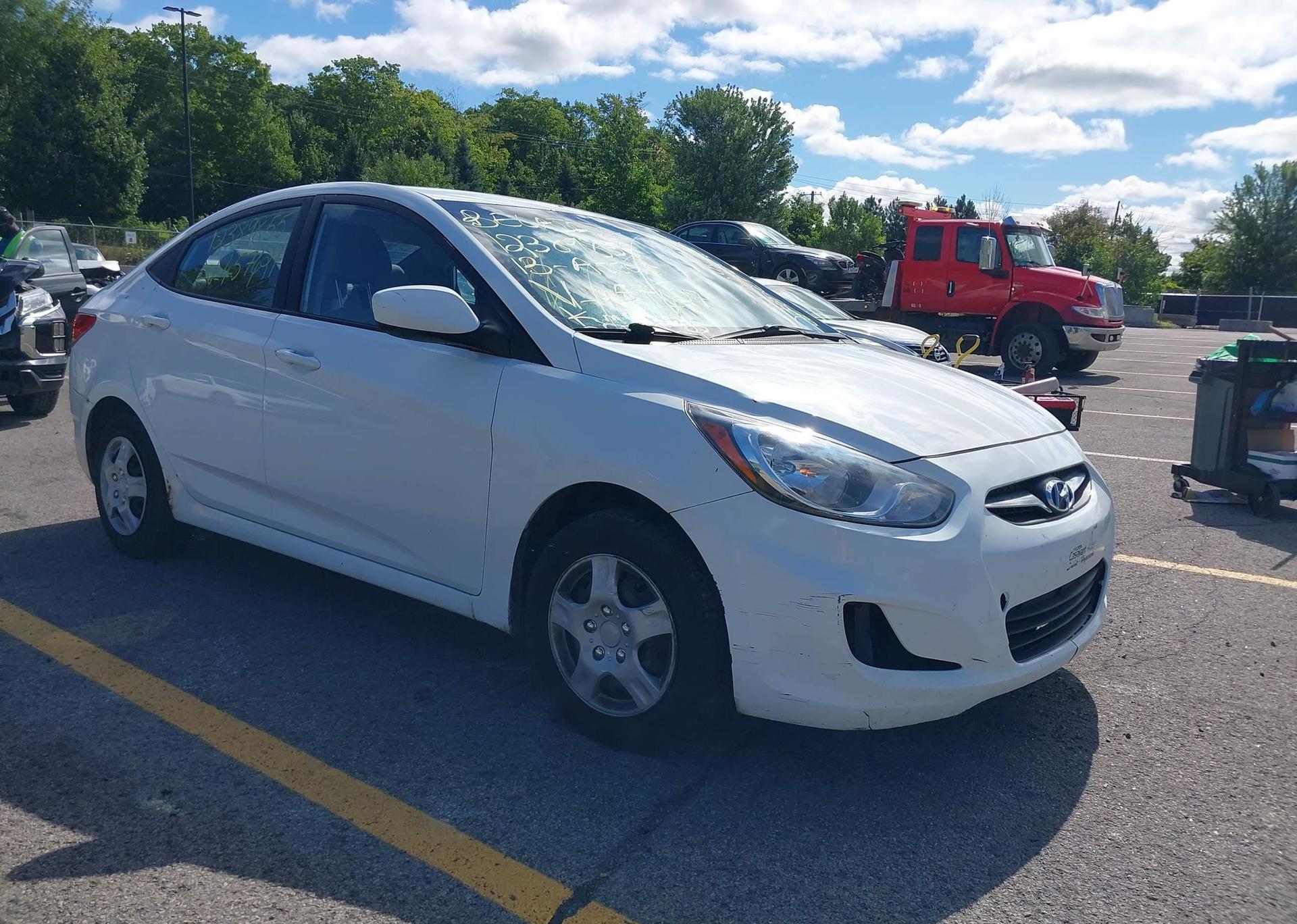 2013 HYUNDAI ACCENT