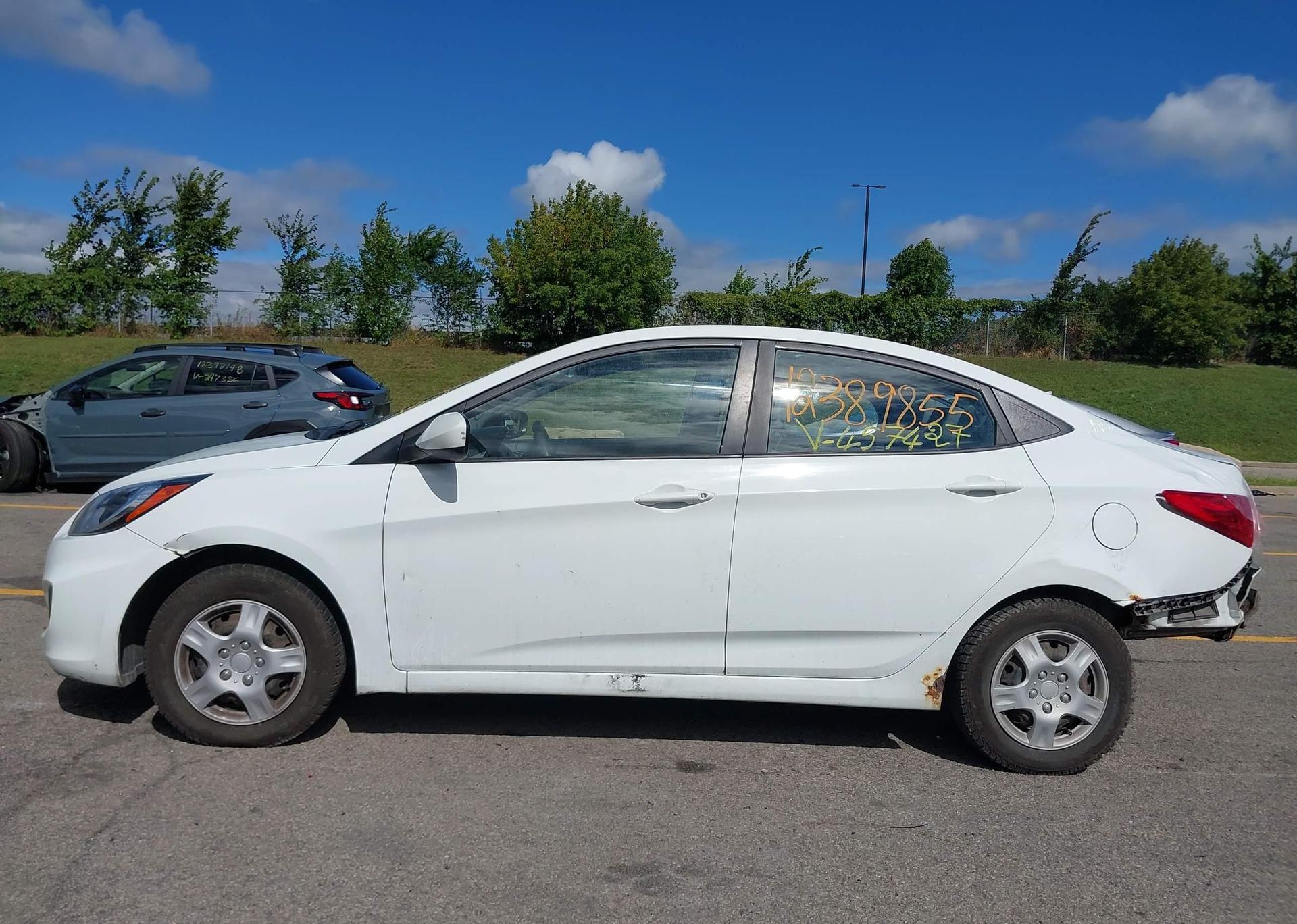 2013 HYUNDAI ACCENT