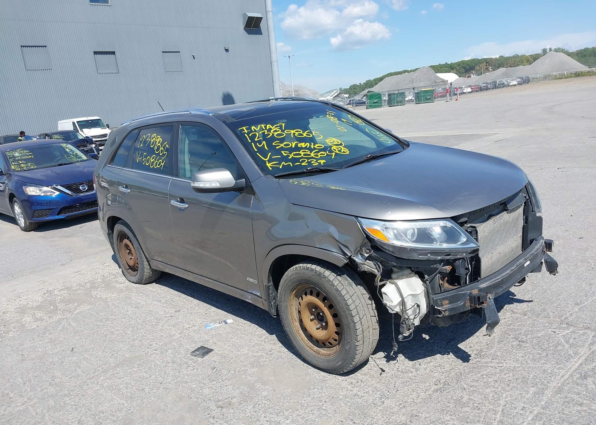2014 KIA SORENTO