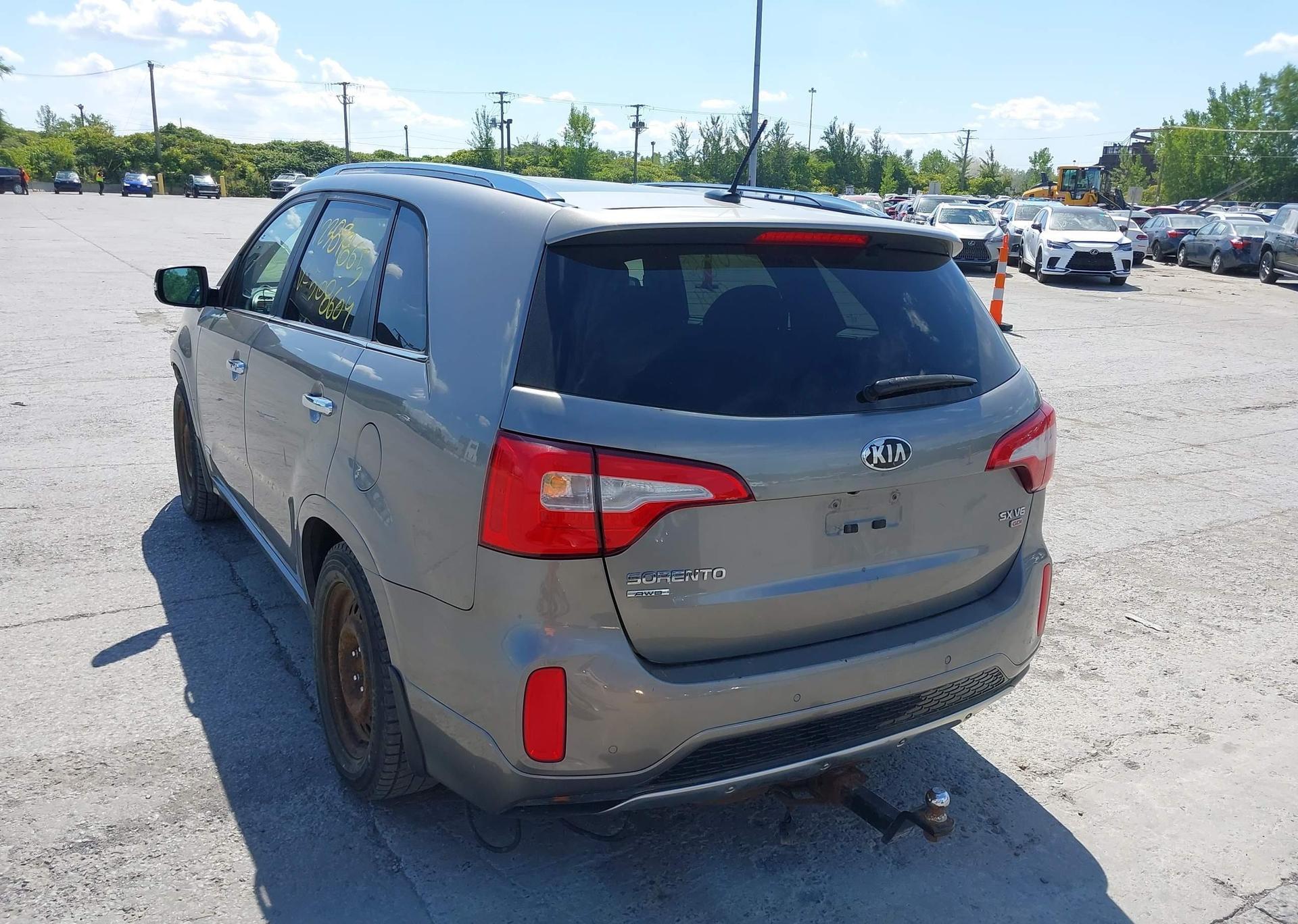2014 KIA SORENTO
