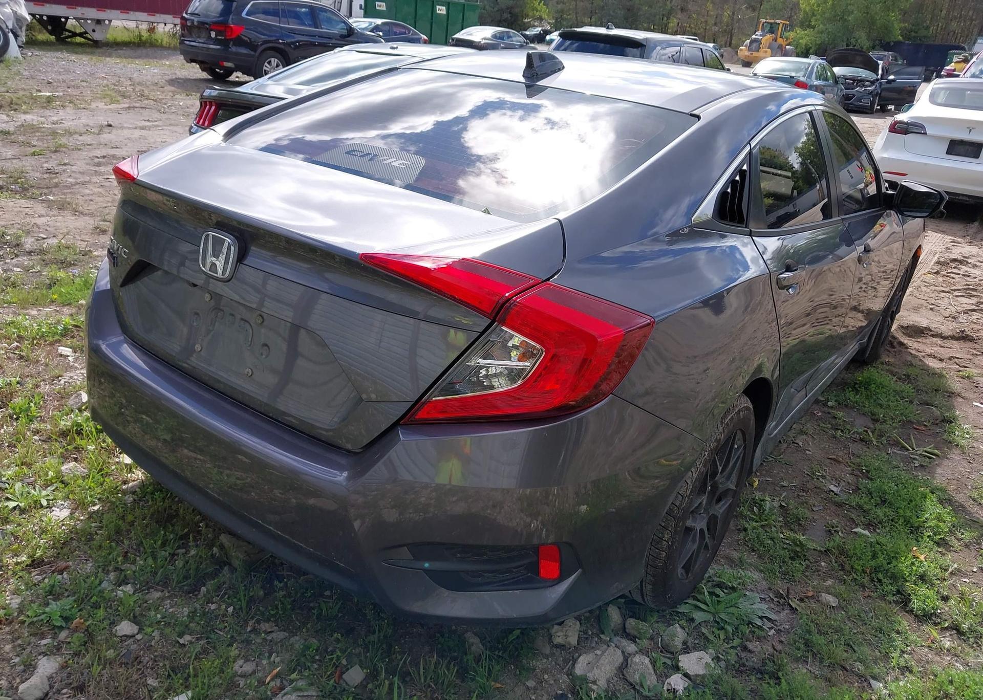2018 HONDA CIVIC EX 4DR