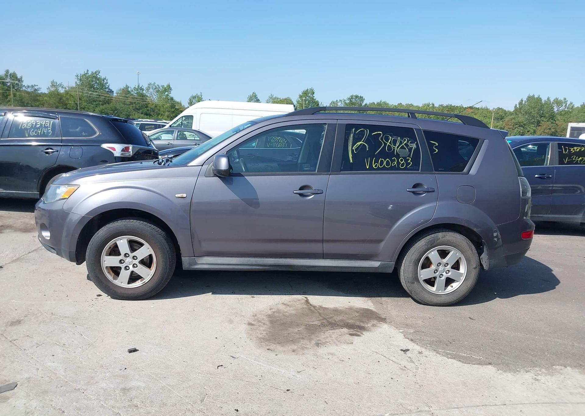 2009 MITSUBISHI OUTLANDER ES