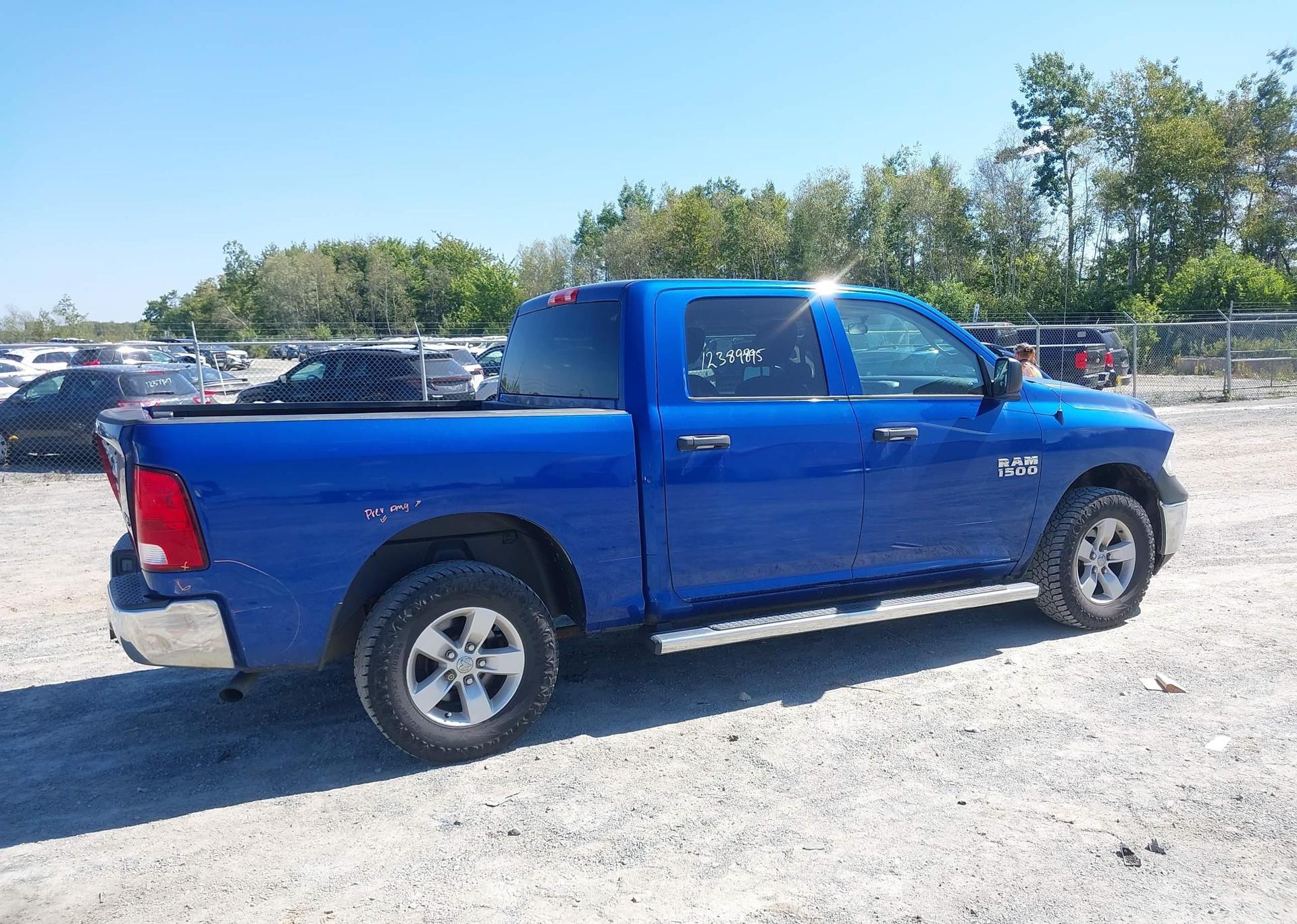 2017 RAM 1500 ST