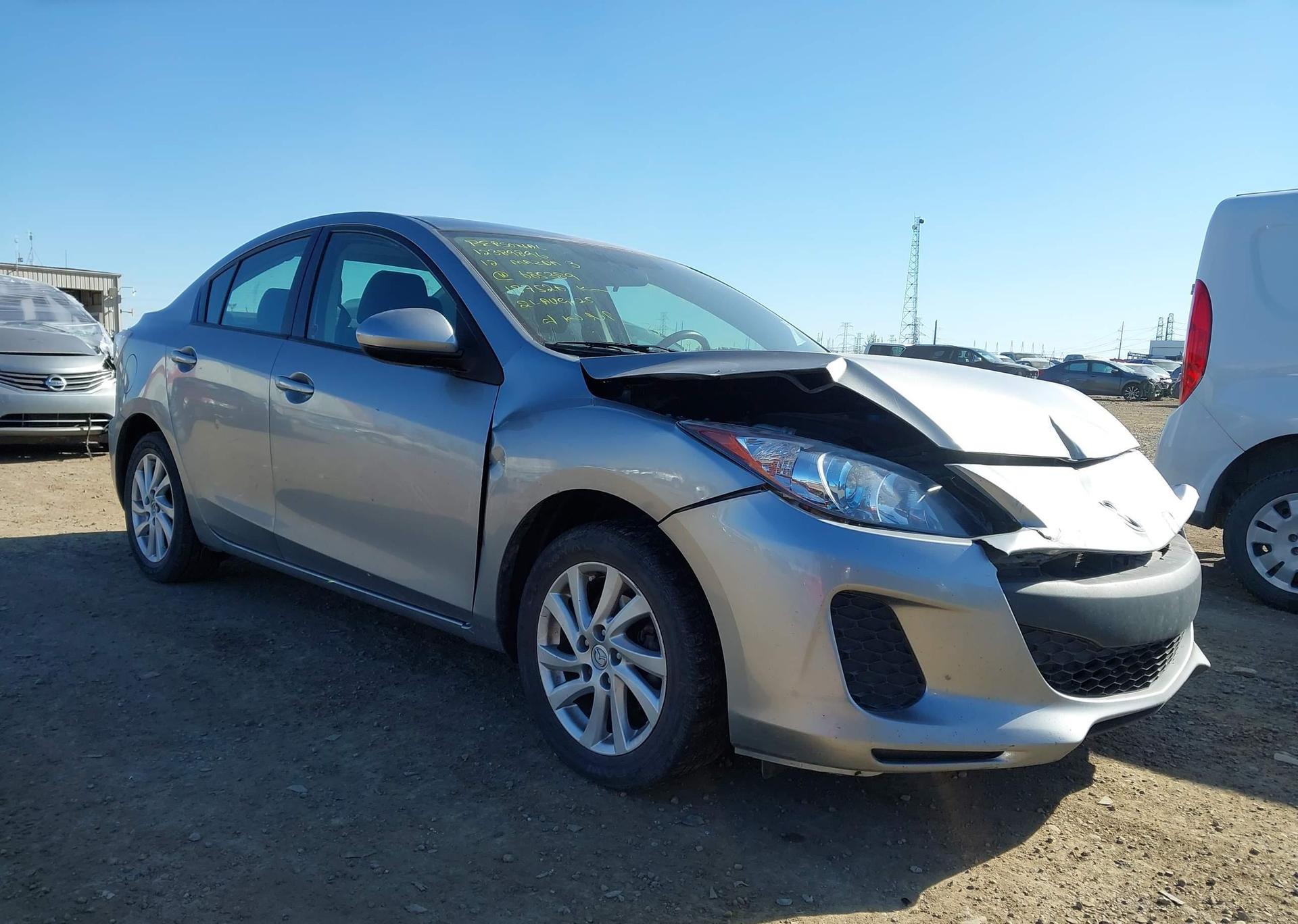 2012 MAZDA 3 I