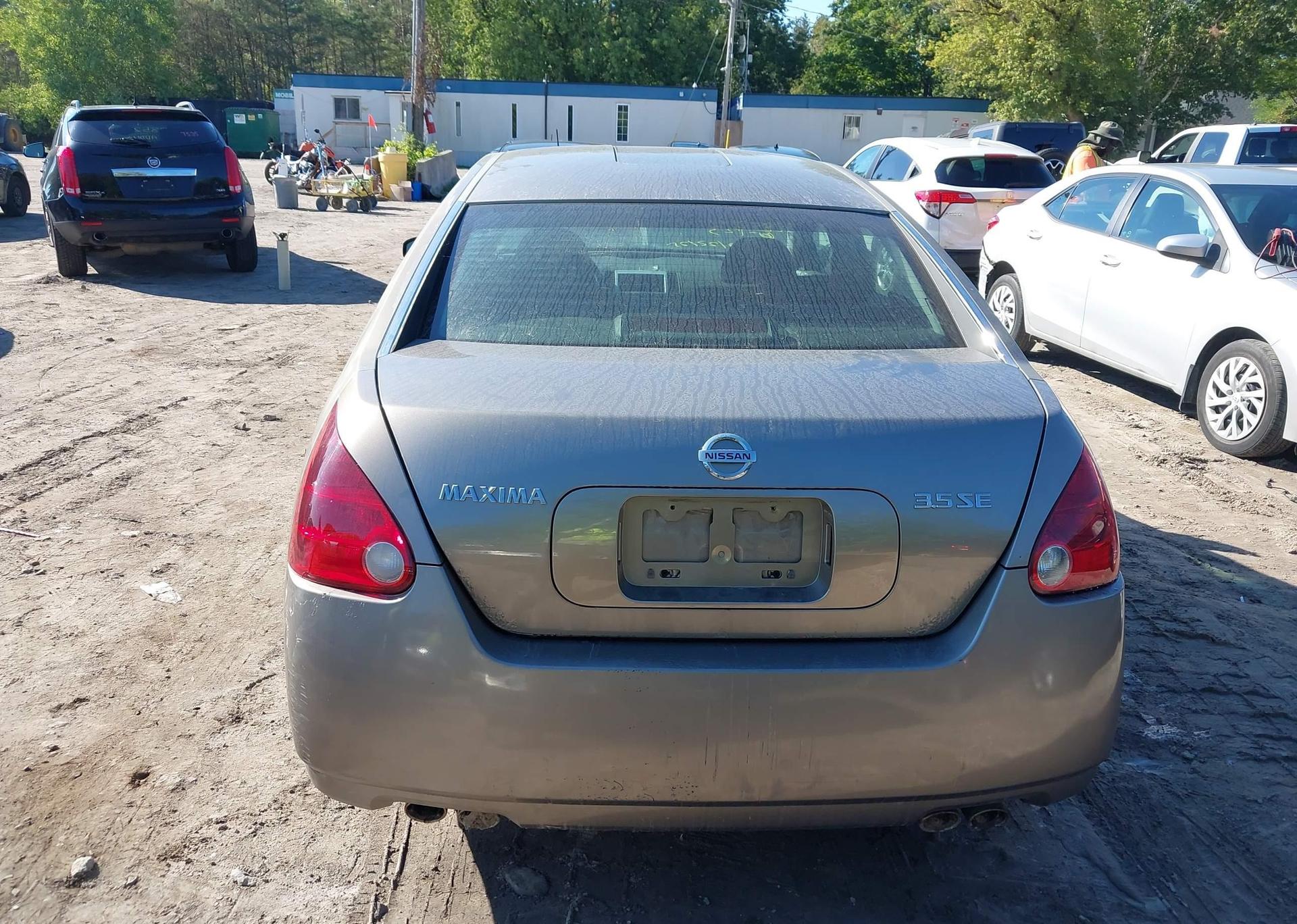 2006 NISSAN MAXIMA SE