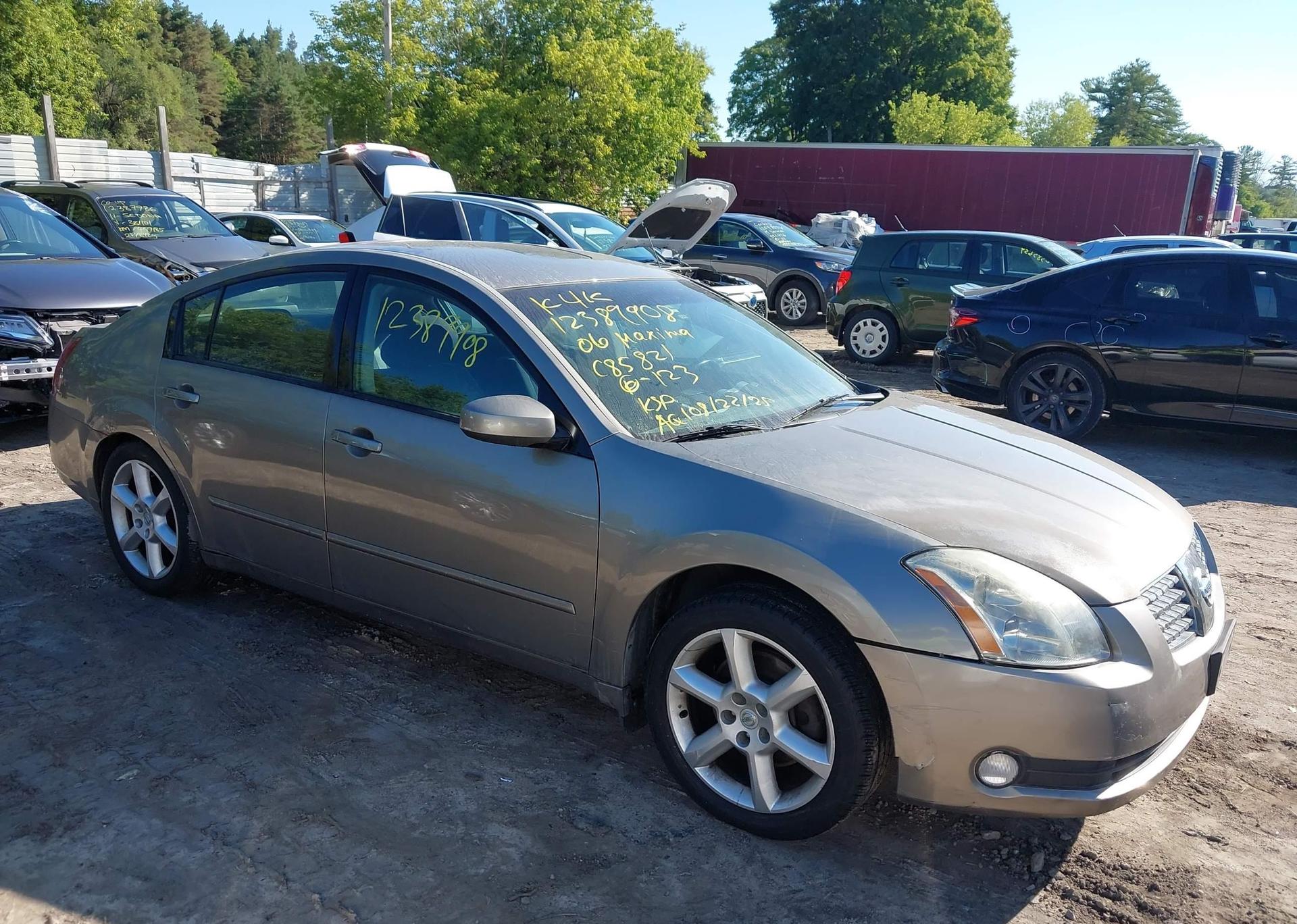 2006 NISSAN MAXIMA SE