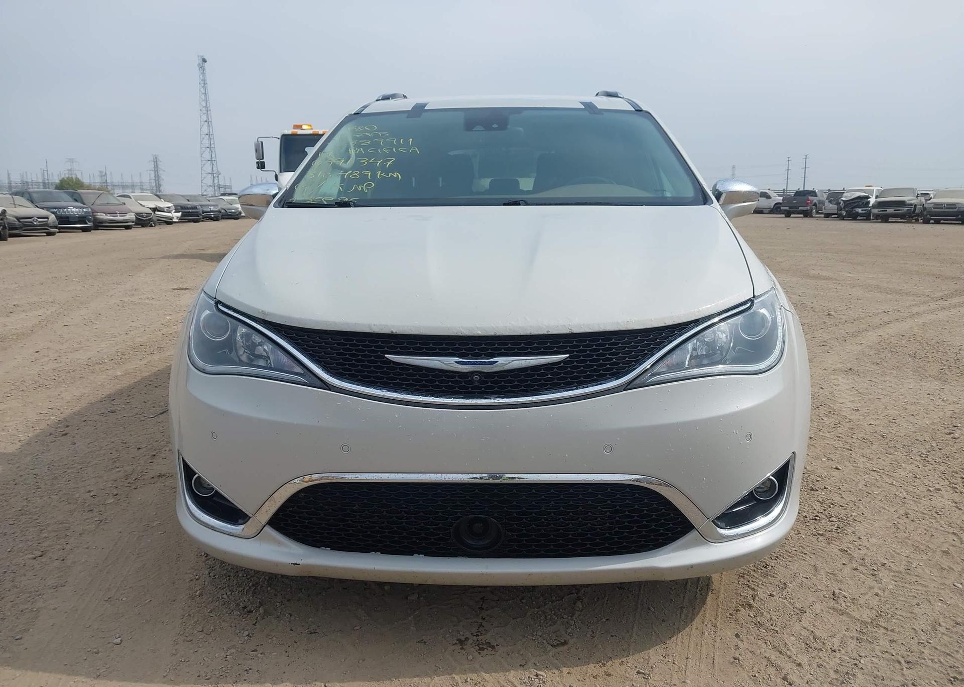 2017 CHRYSLER PACIFICA LIMITED