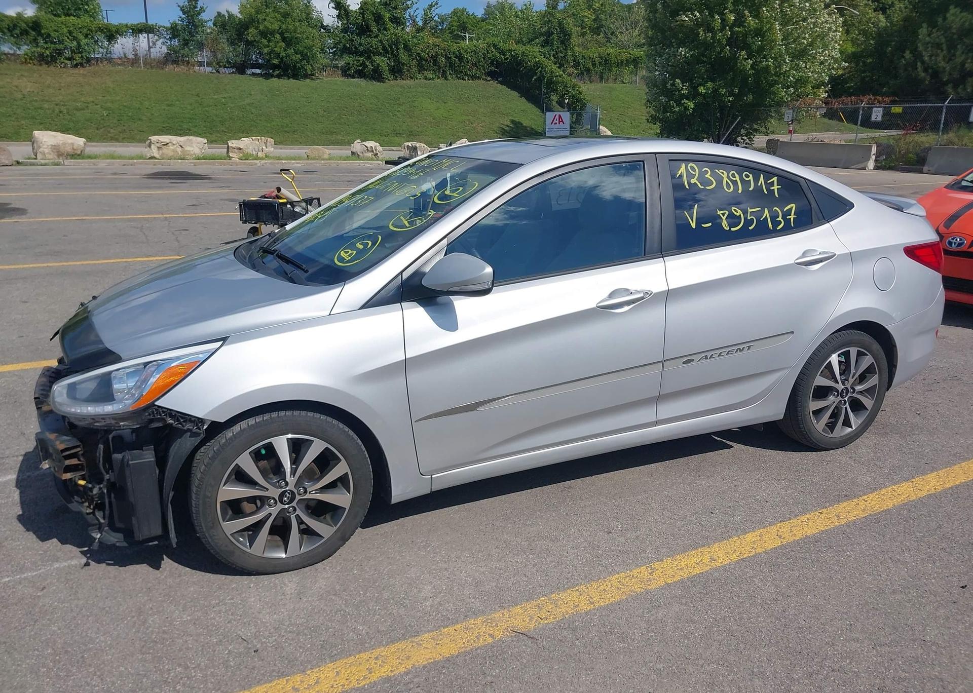 2015 HYUNDAI ACCENT GLS