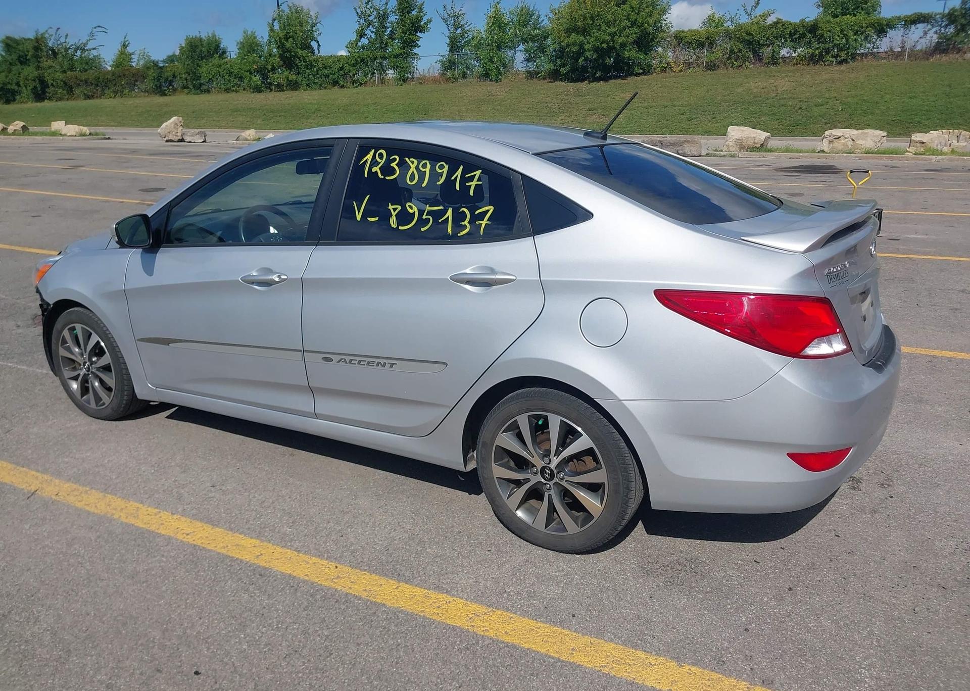 2015 HYUNDAI ACCENT GLS