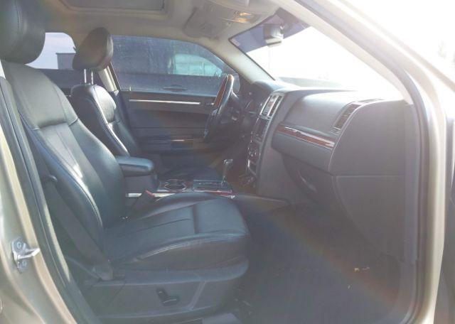 2010 CHRYSLER 300 LIMITED