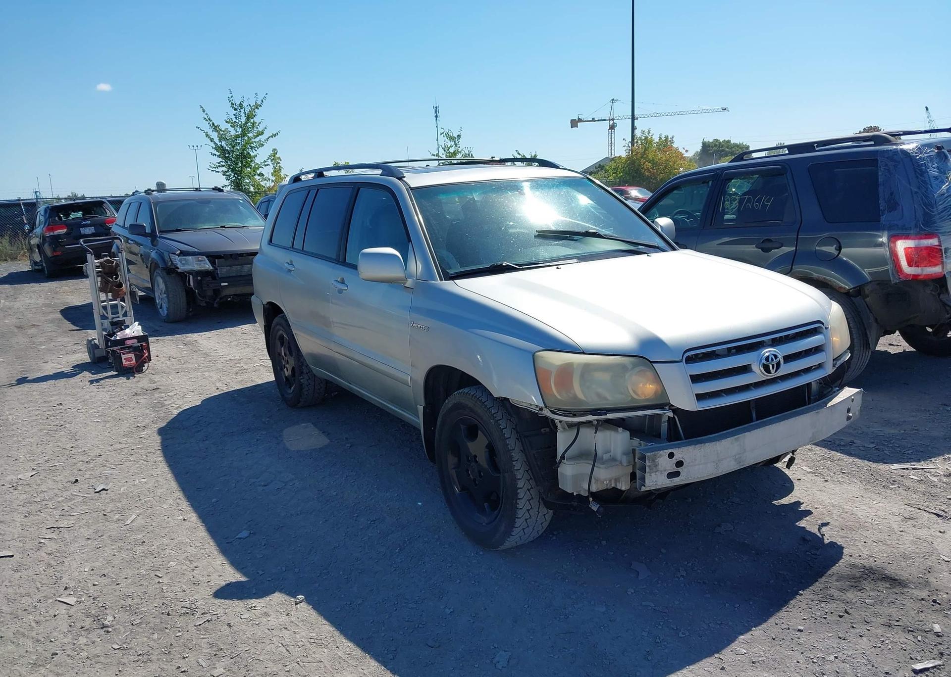 2004 TOYOTA HIGHLANDER