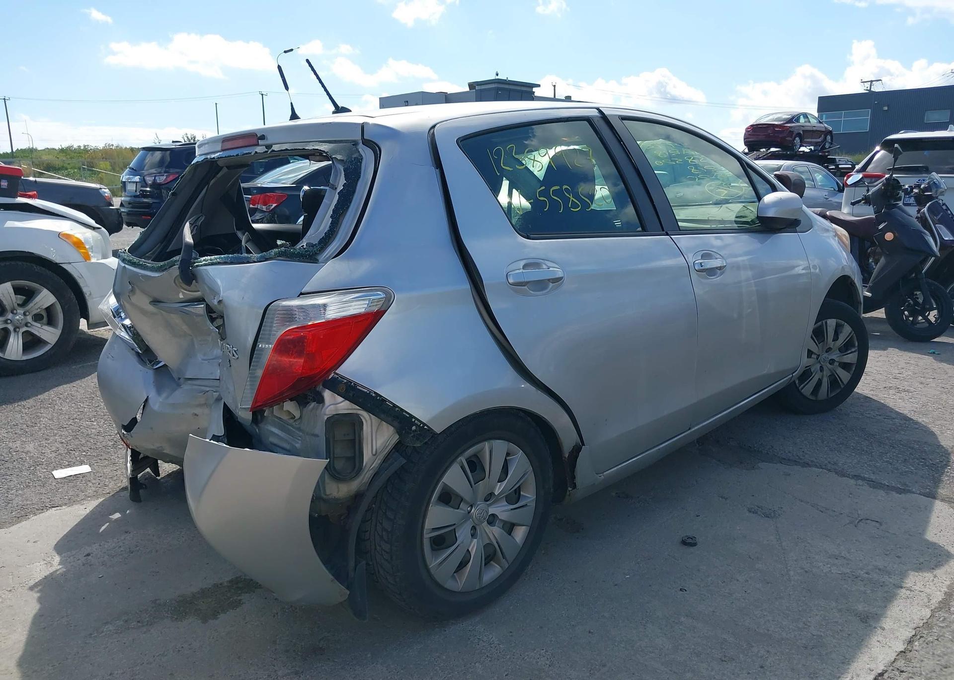 2013 TOYOTA YARIS
