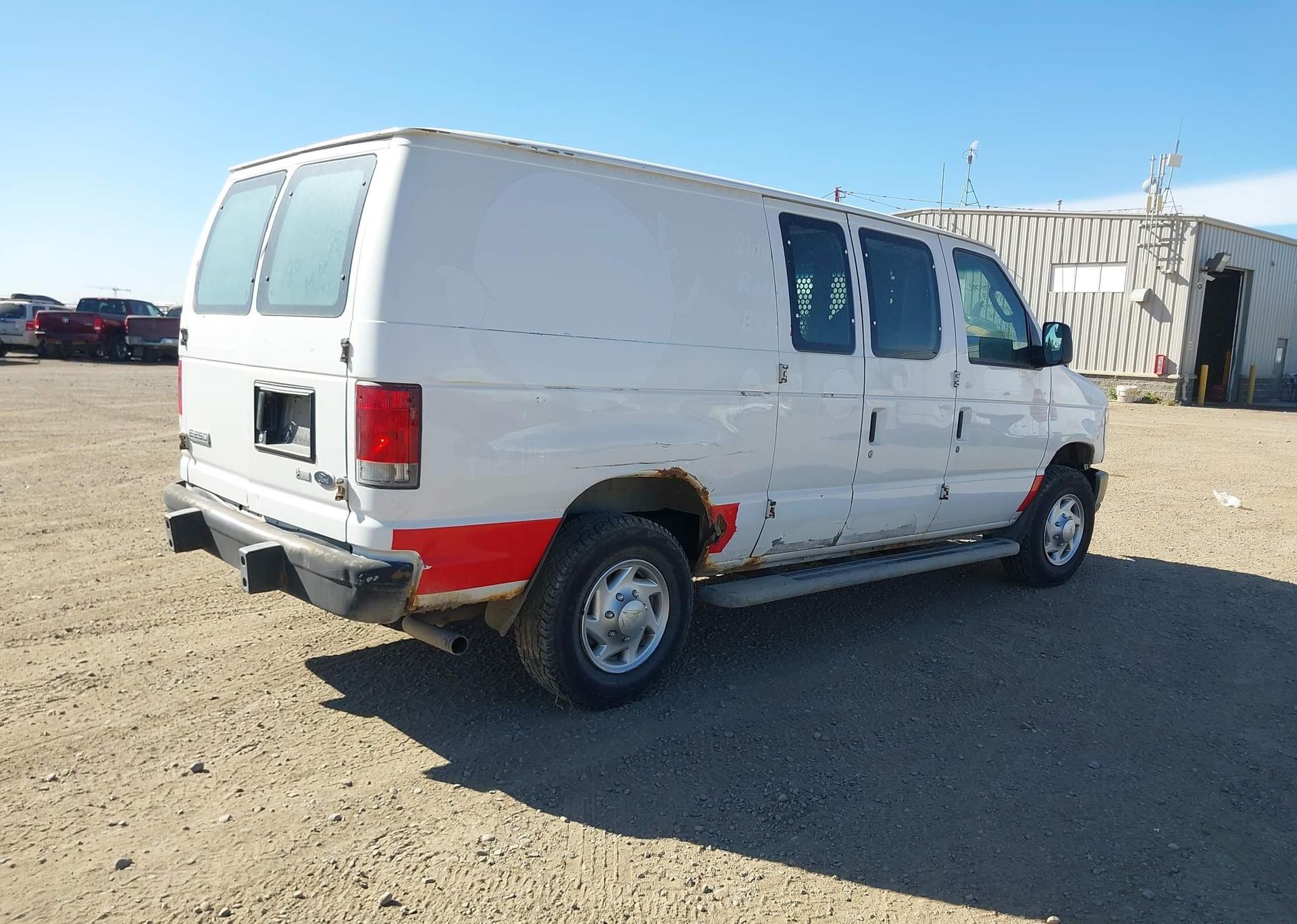 2010 FORD ECONOLINE