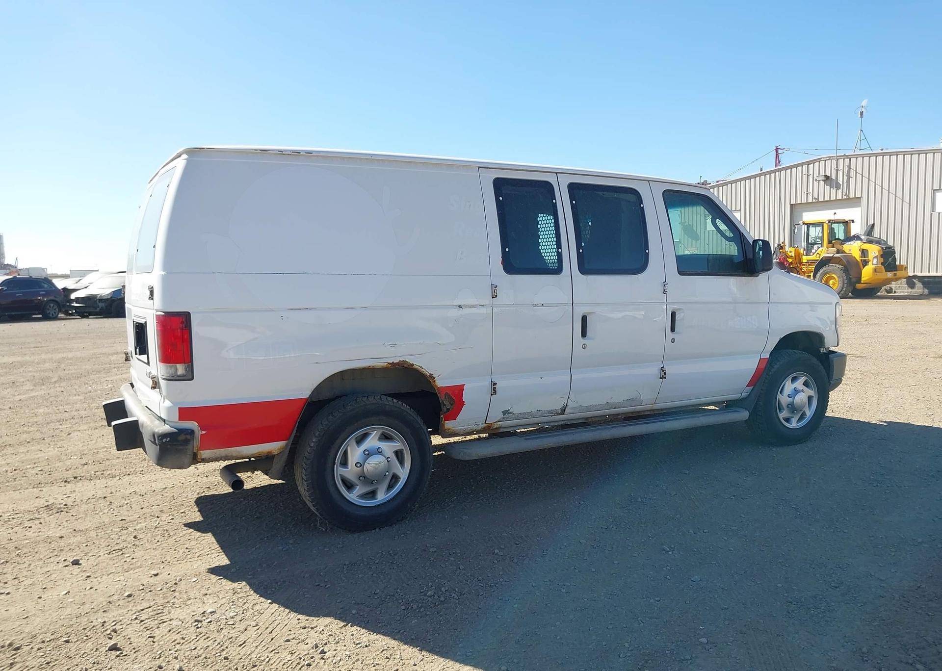 2010 FORD ECONOLINE