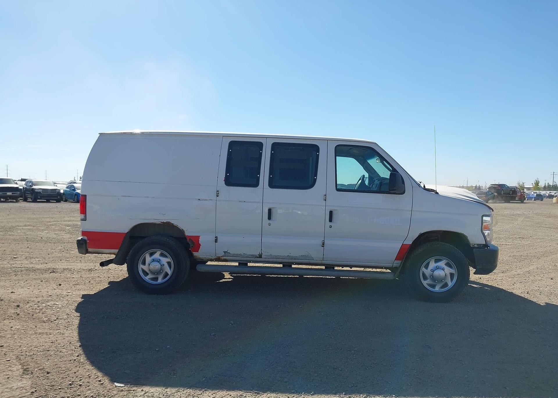 2010 FORD ECONOLINE