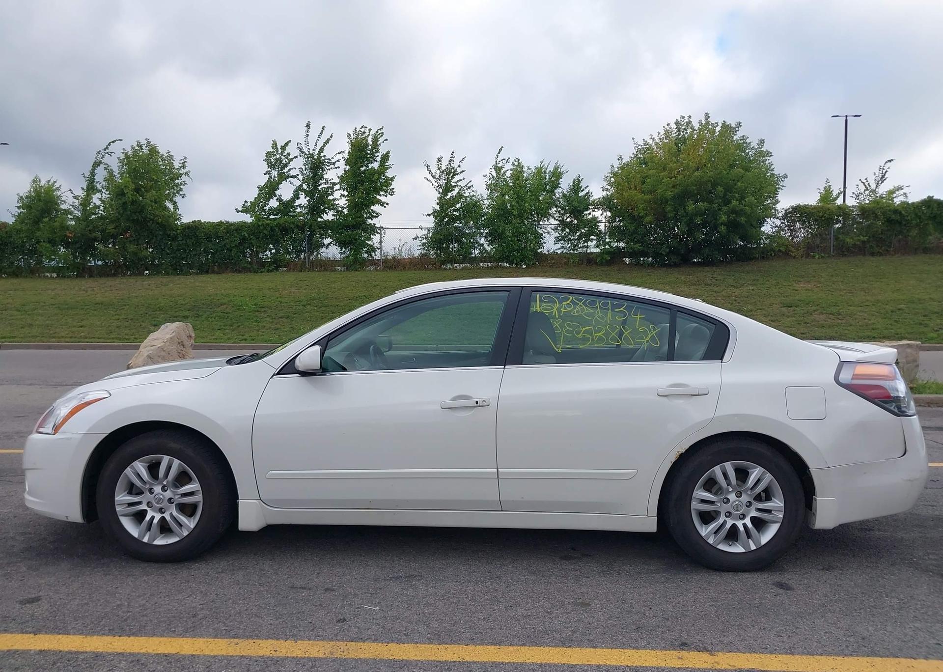 2012 NISSAN ALTIMA