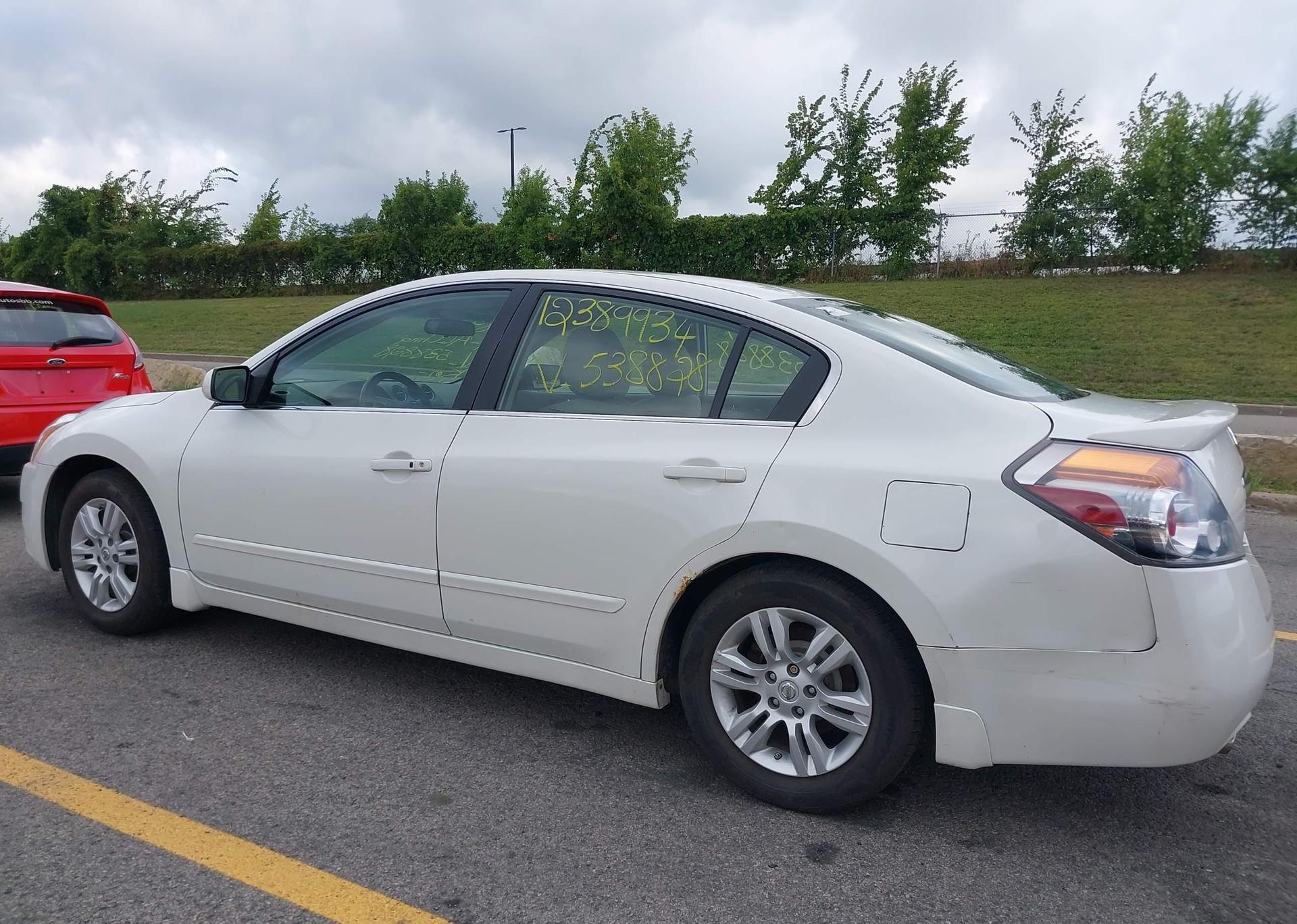 2012 NISSAN ALTIMA