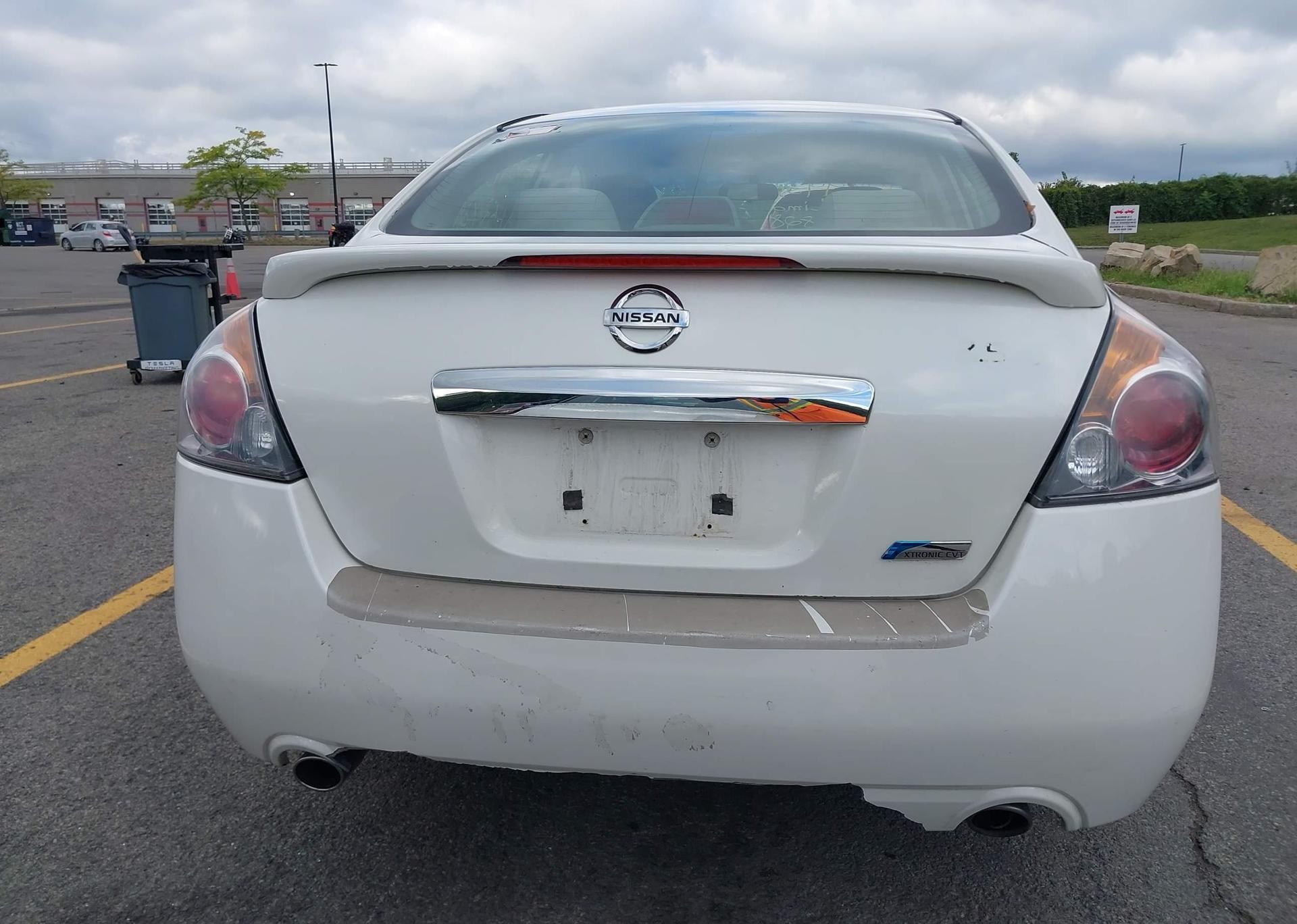 2012 NISSAN ALTIMA
