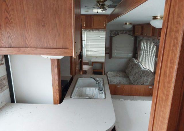2000 FLEETWOOD PROWLER 325F