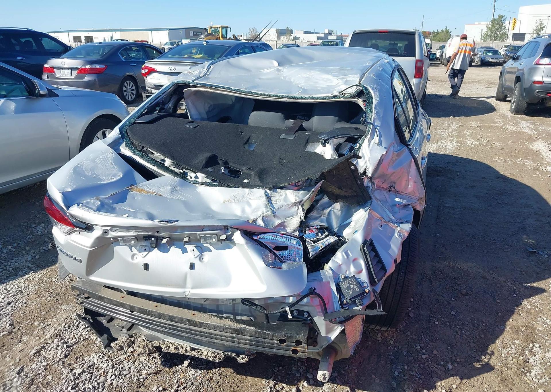 2022 TOYOTA COROLLA LE