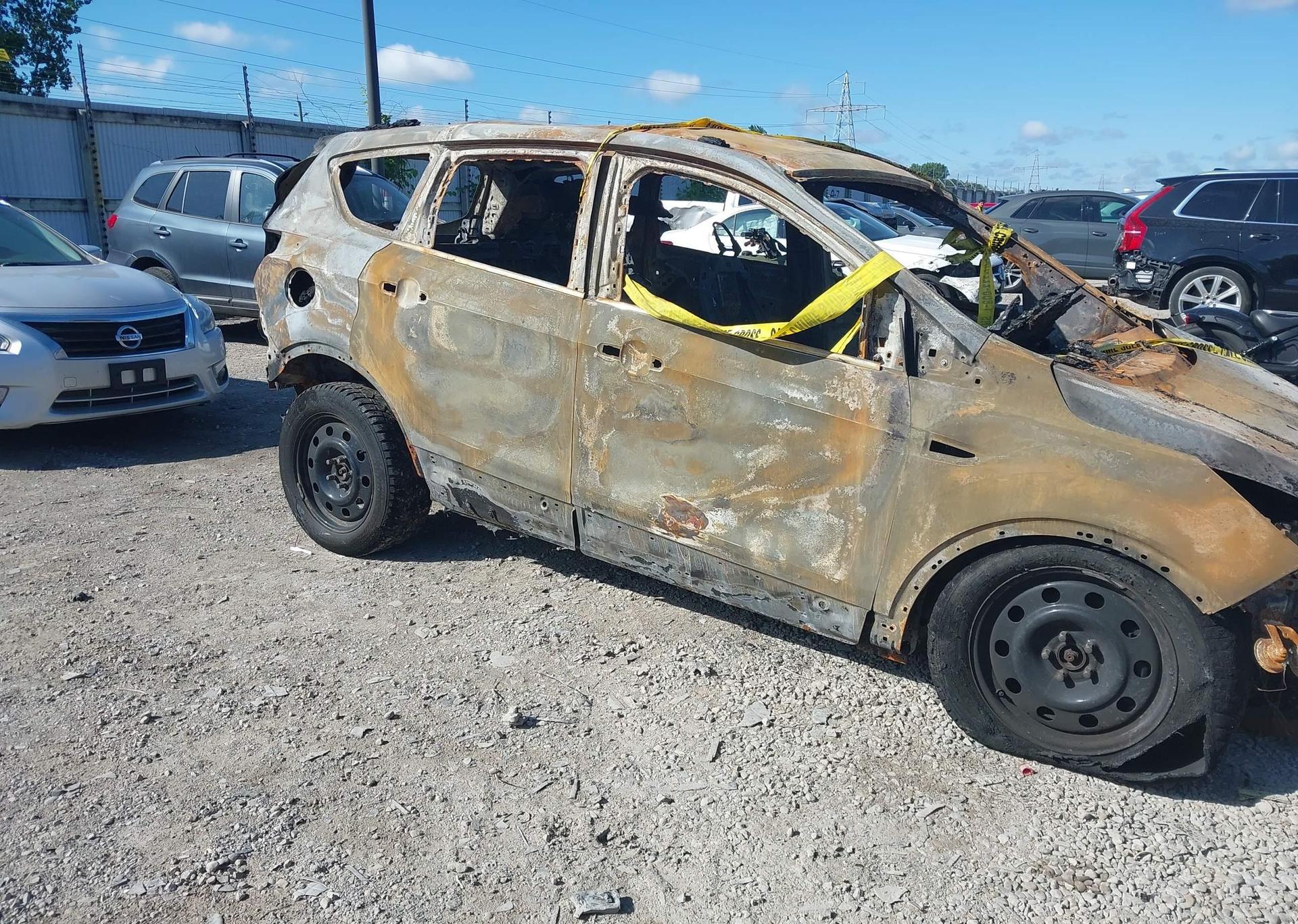 2013 FORD ESCAPE SE