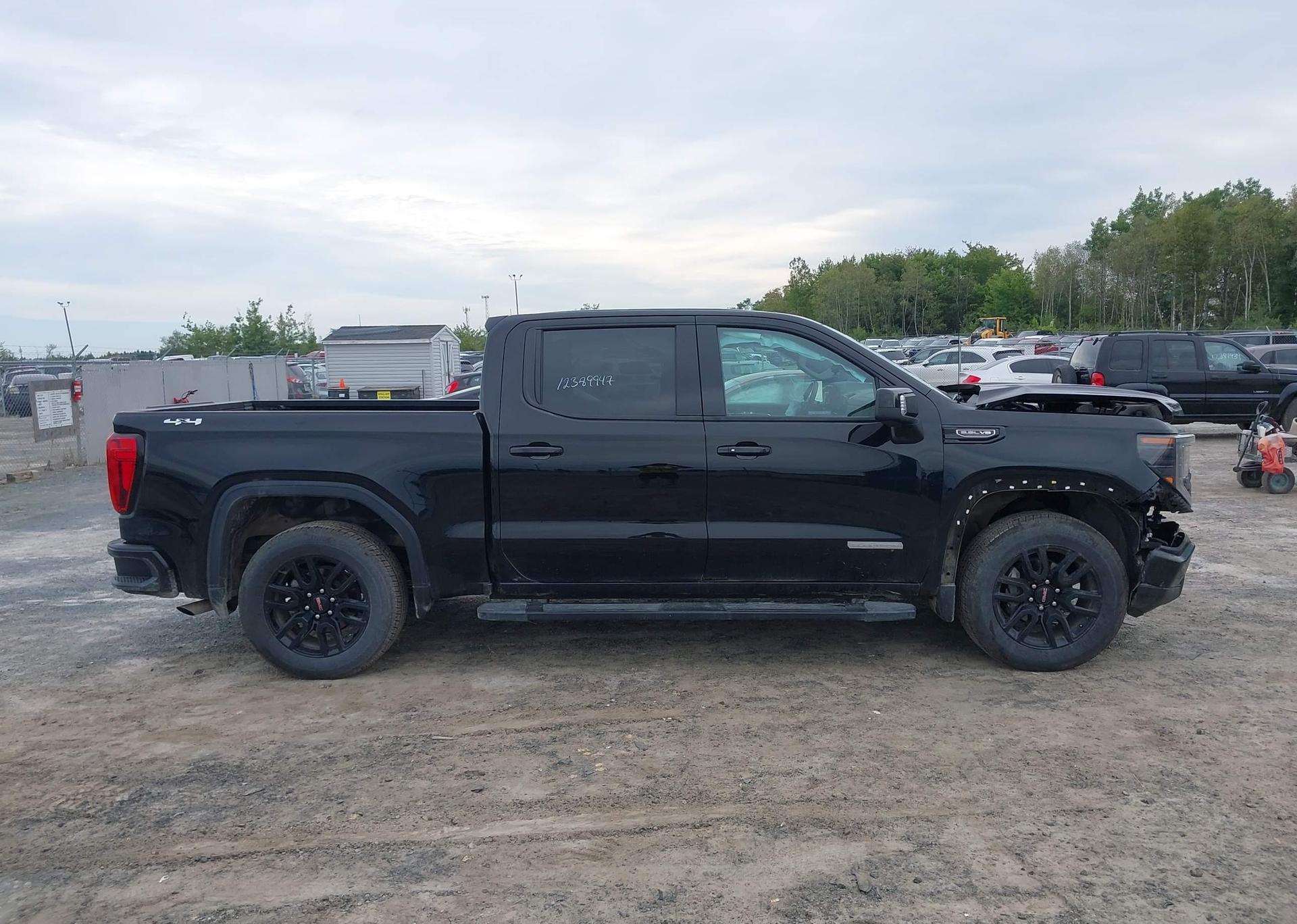 2024 GMC SIERRA 1500 ELEVATION