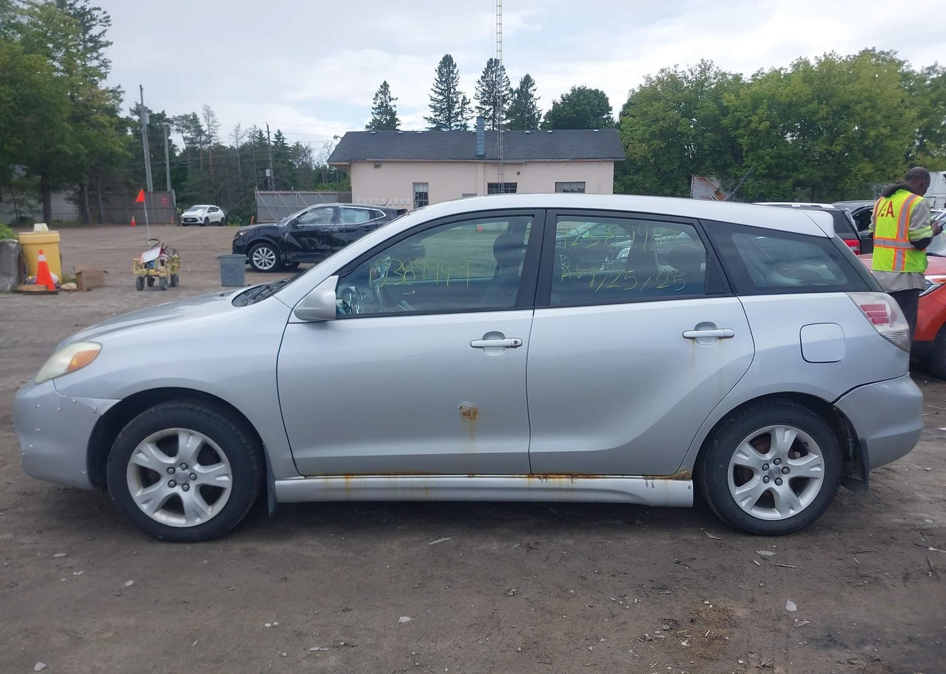2005 TOYOTA COROLLA MATRIX XR