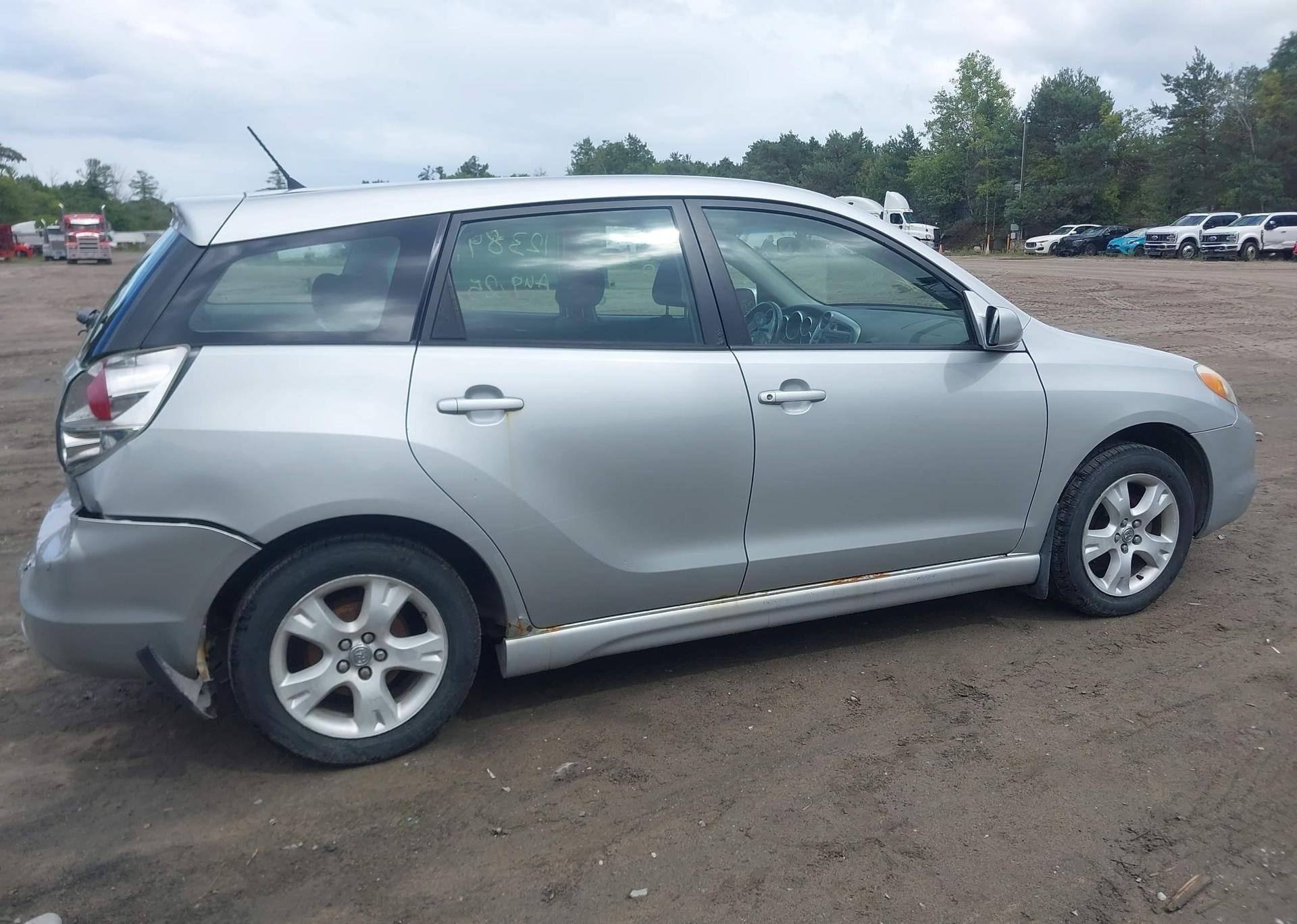 2005 TOYOTA COROLLA MATRIX XR