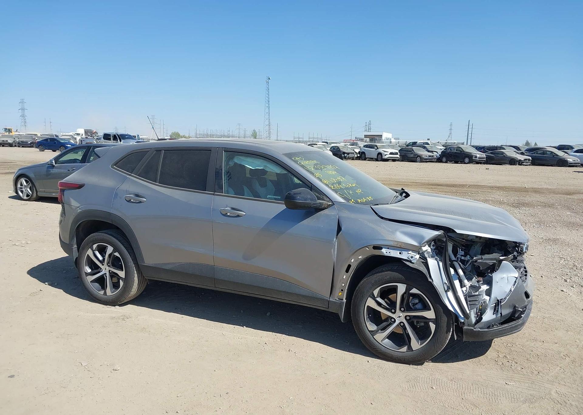 2025 CHEVROLET TRAX 1RS