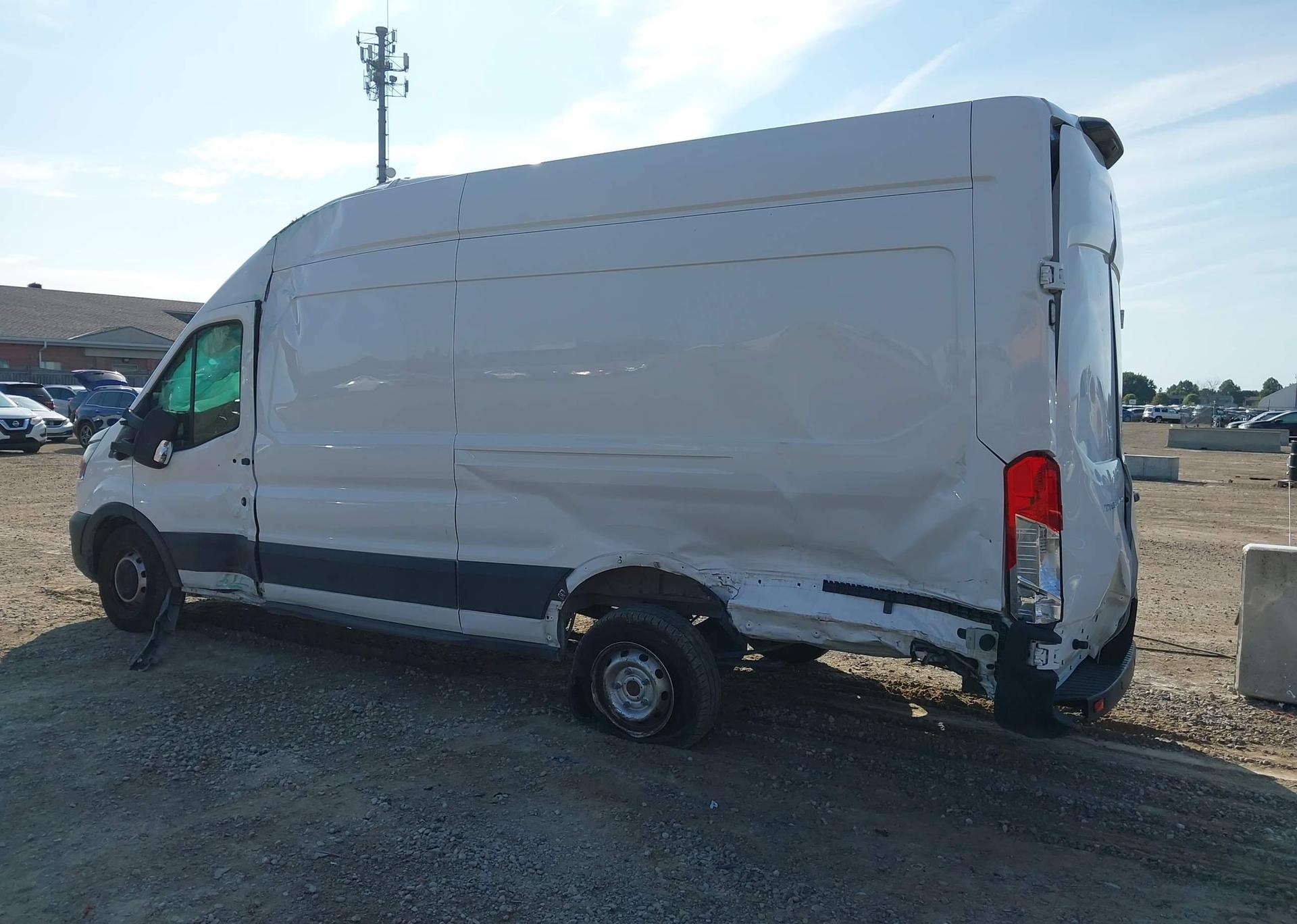 2024 FORD transit t-250