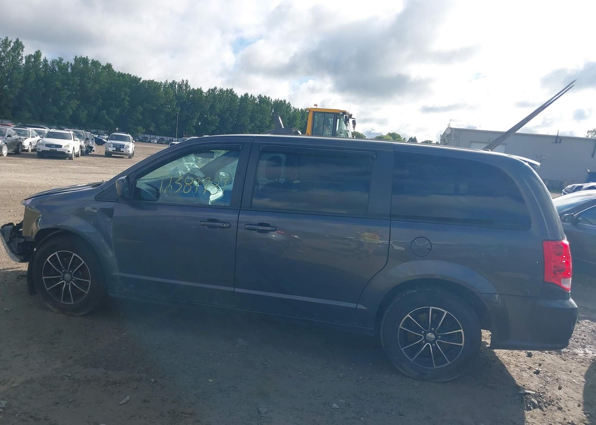 2019 DODGE GRAND CARAVAN GT