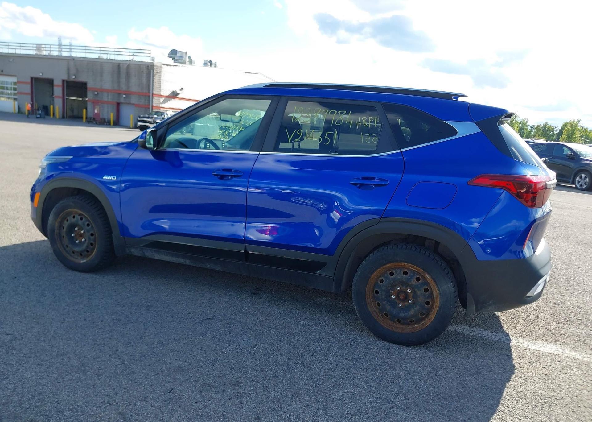 2021 KIA SELTOS EX