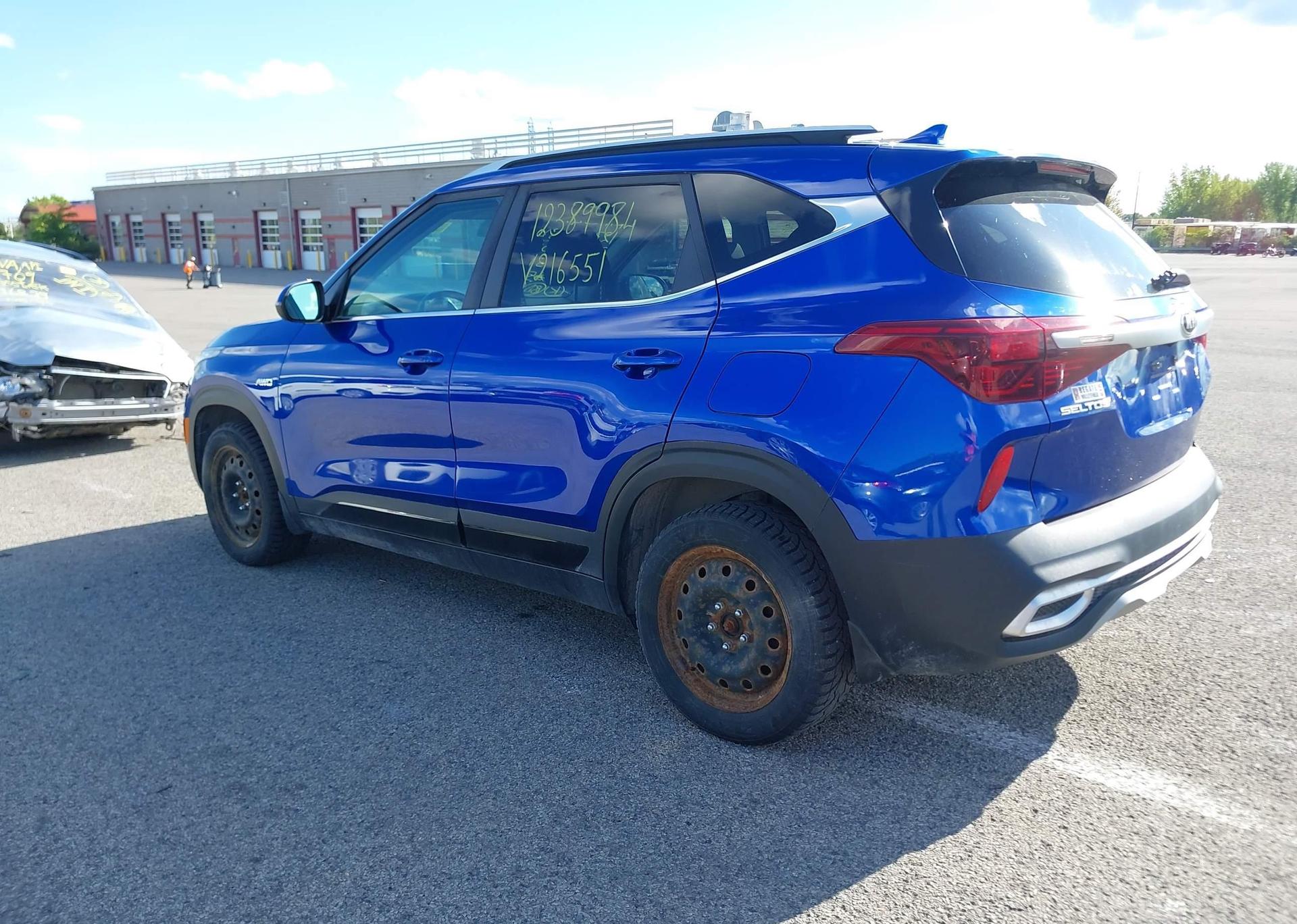 2021 KIA SELTOS EX