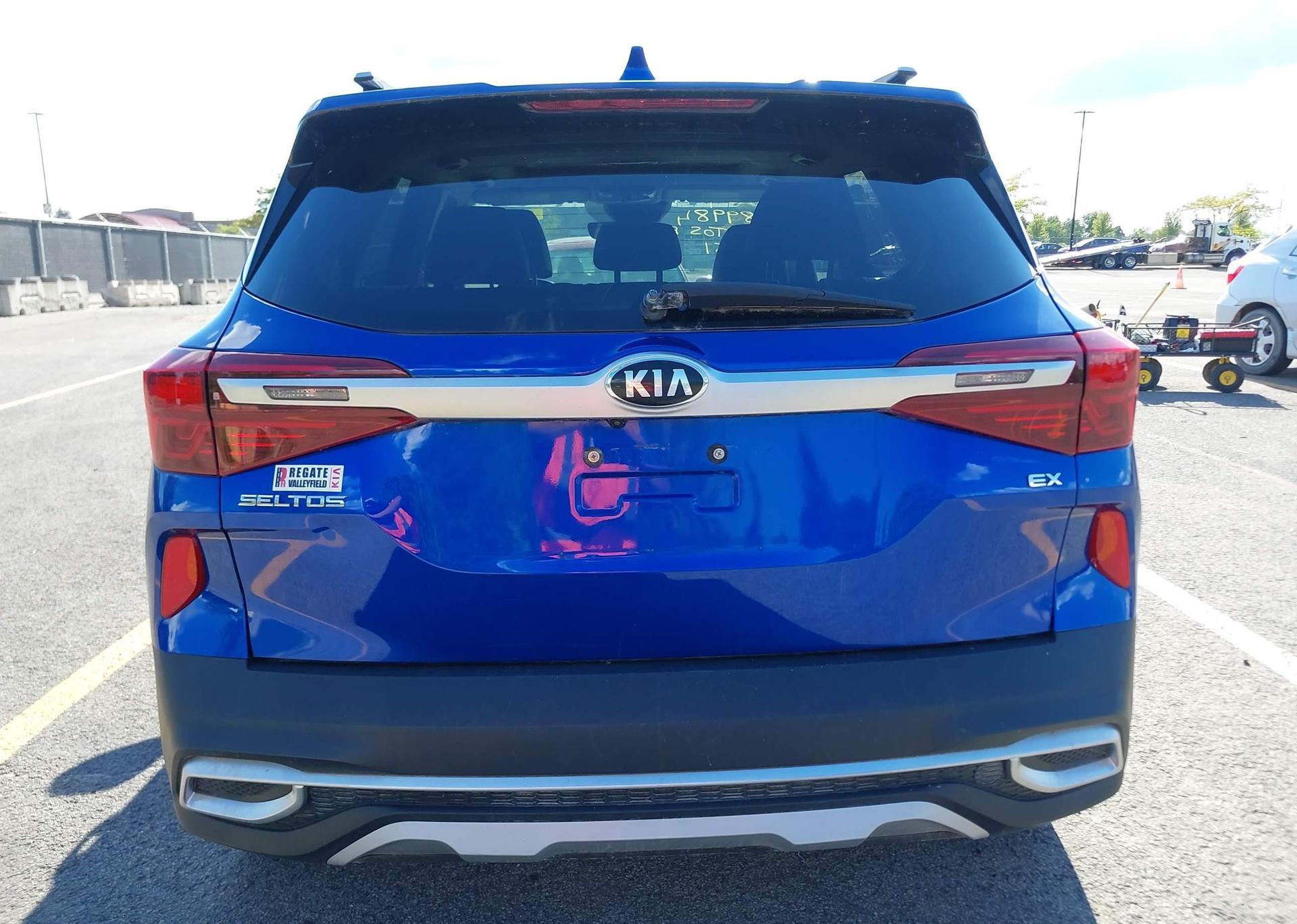 2021 KIA SELTOS EX