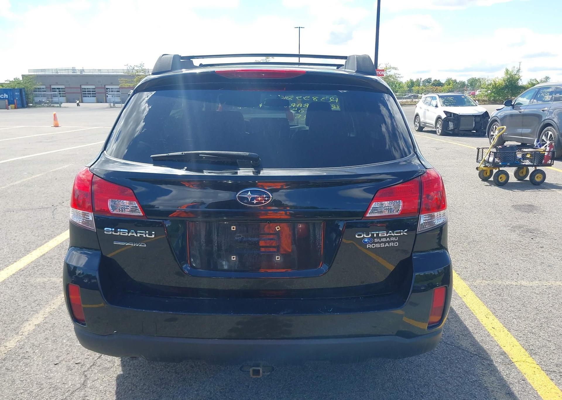 2012 SUBARU OUTBACK 2.5I LIMITED PACKAGE