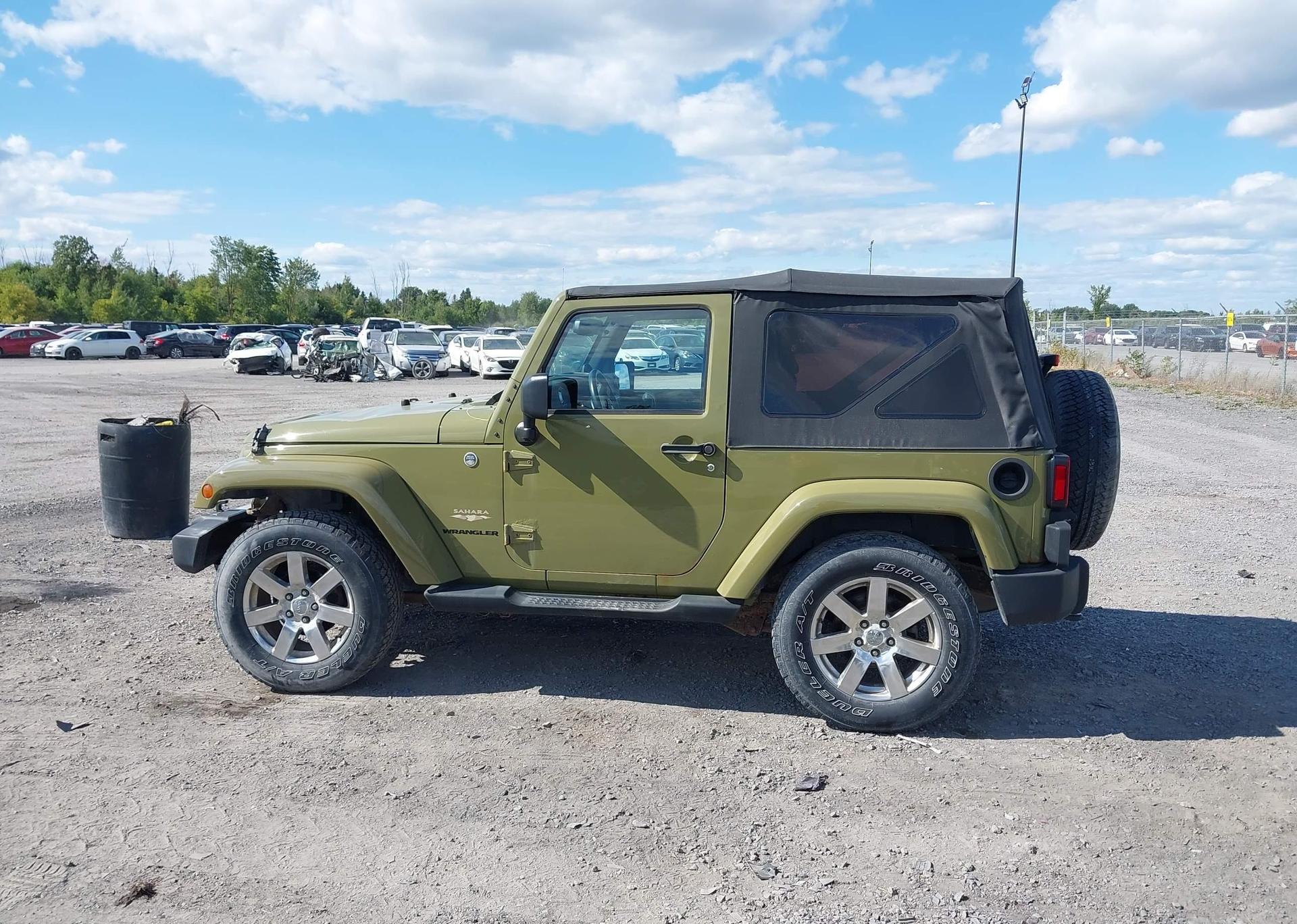 2013 JEEP WRANGLER SAHARA