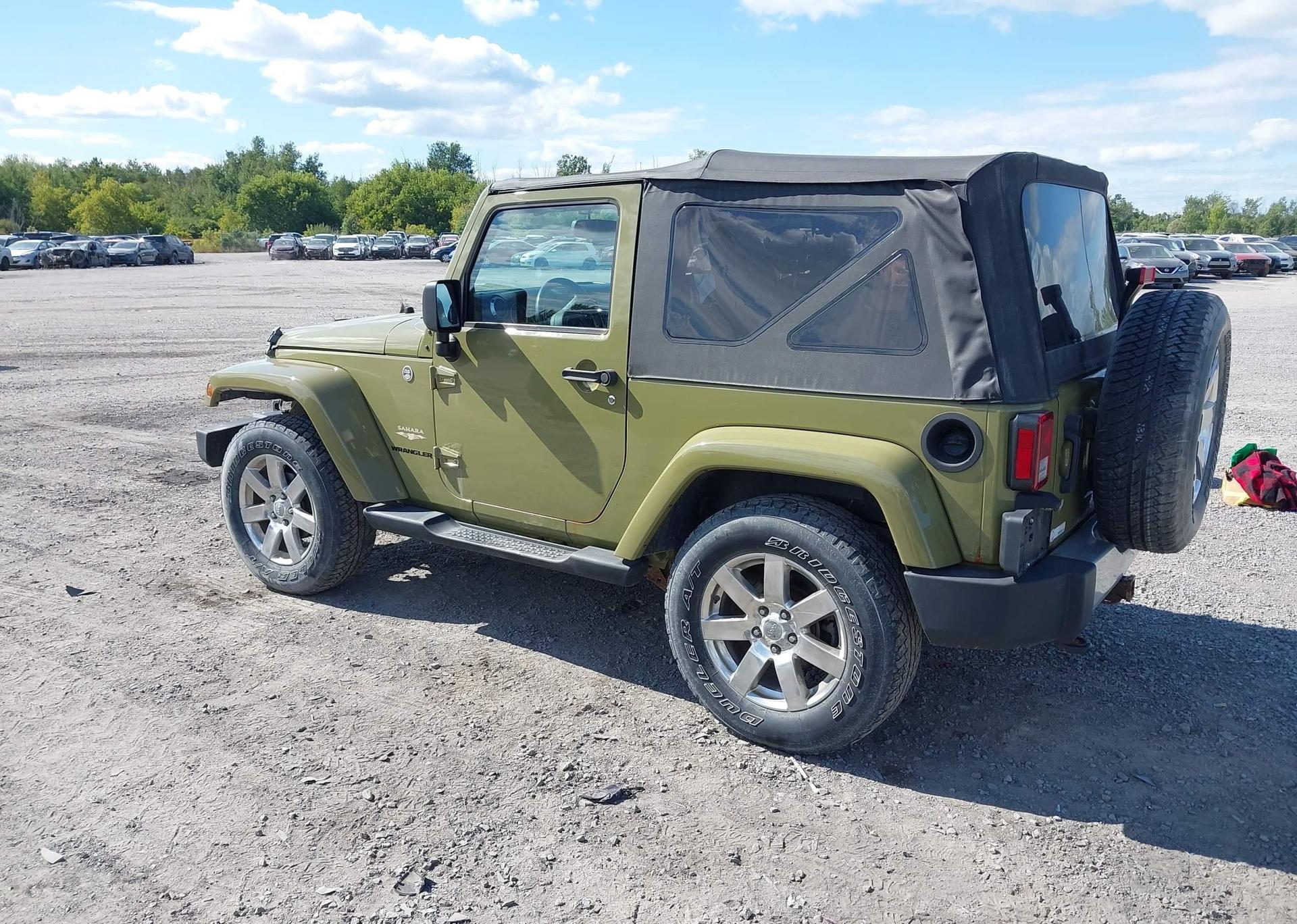 2013 JEEP WRANGLER SAHARA