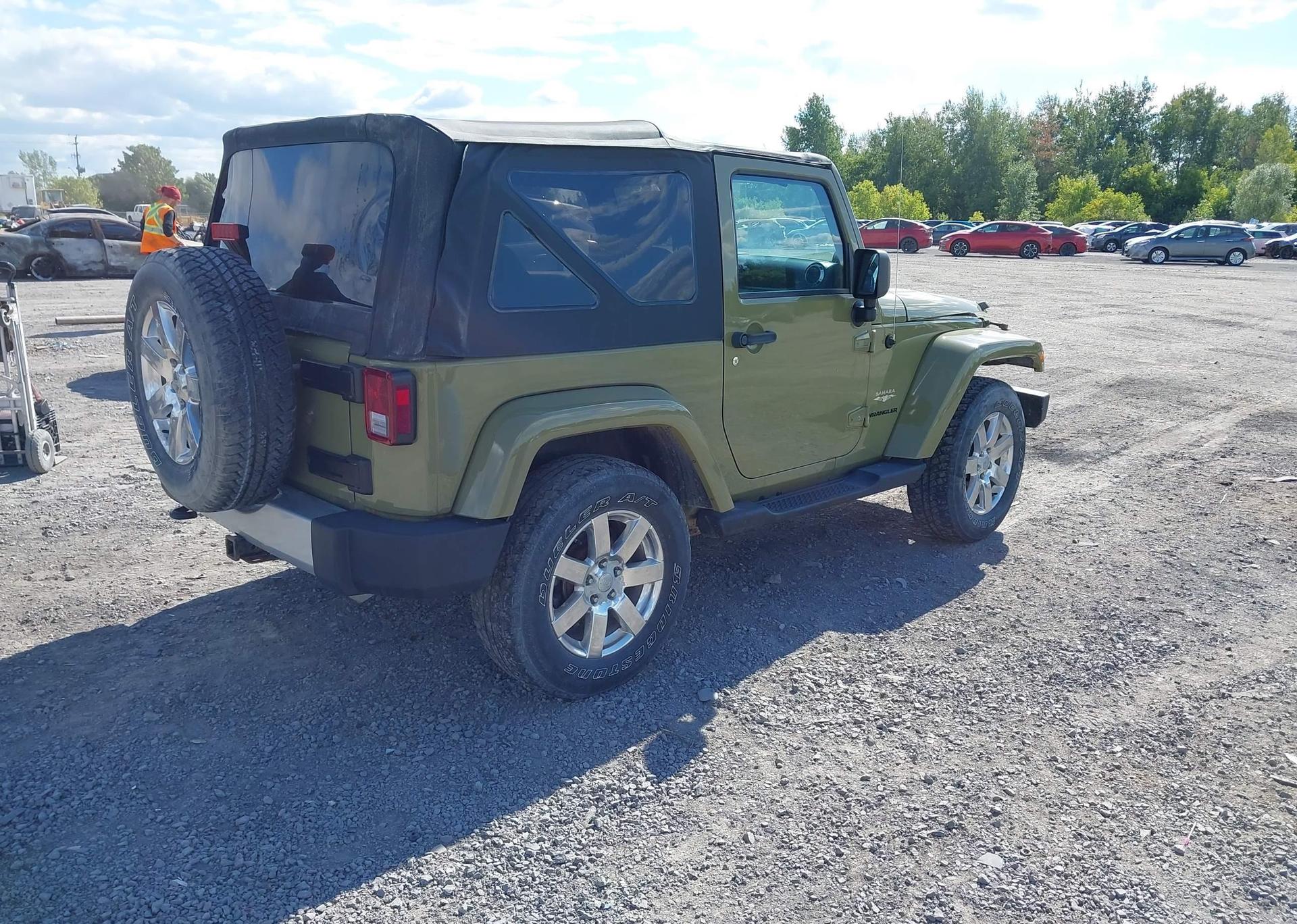 2013 JEEP WRANGLER SAHARA