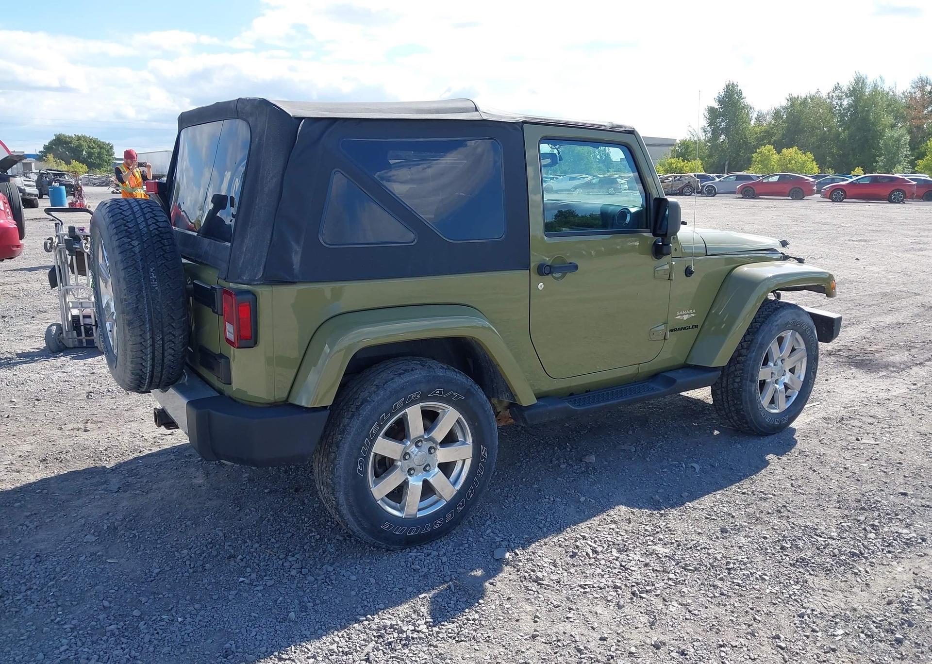 2013 JEEP WRANGLER SAHARA