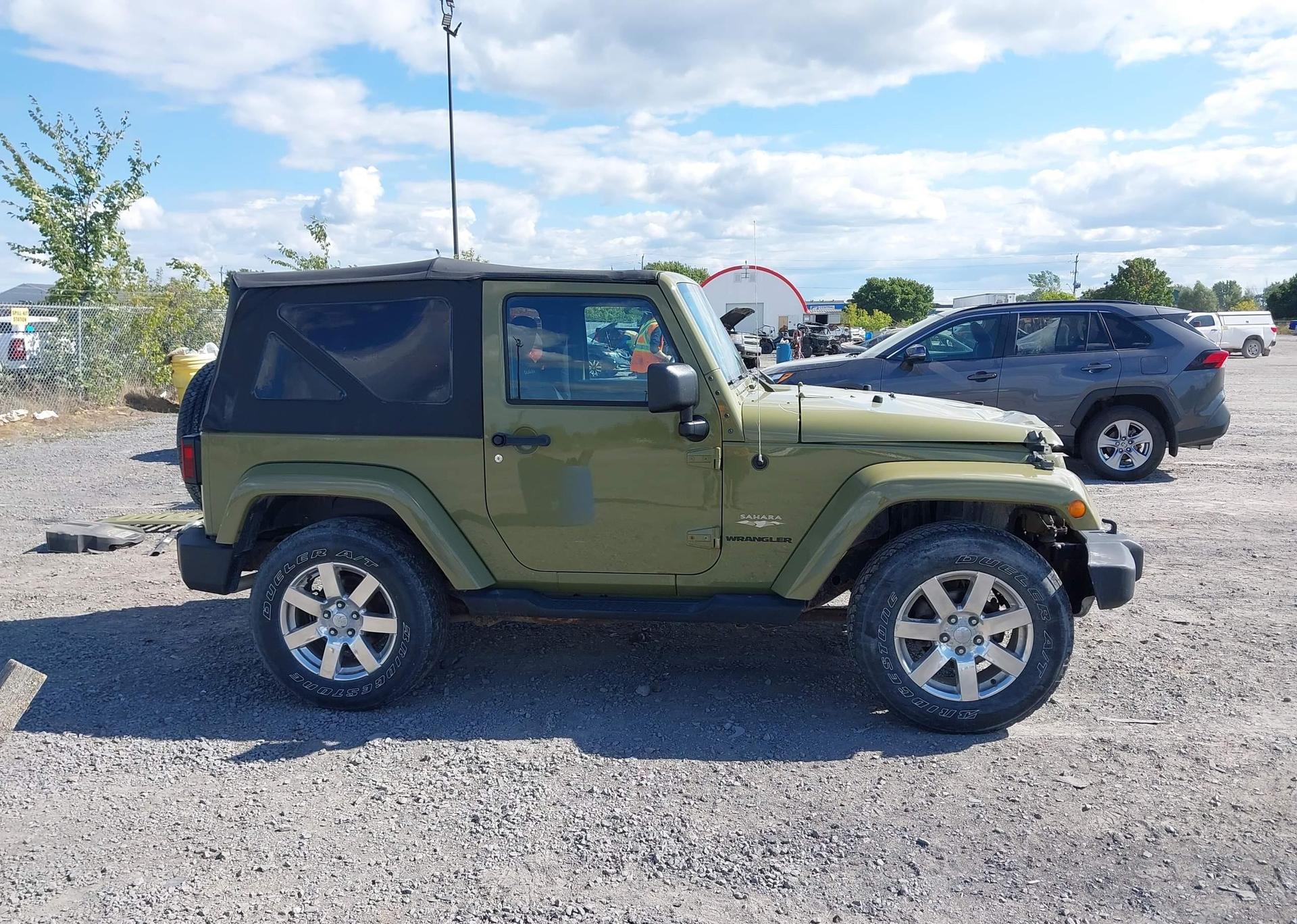 2013 JEEP WRANGLER SAHARA