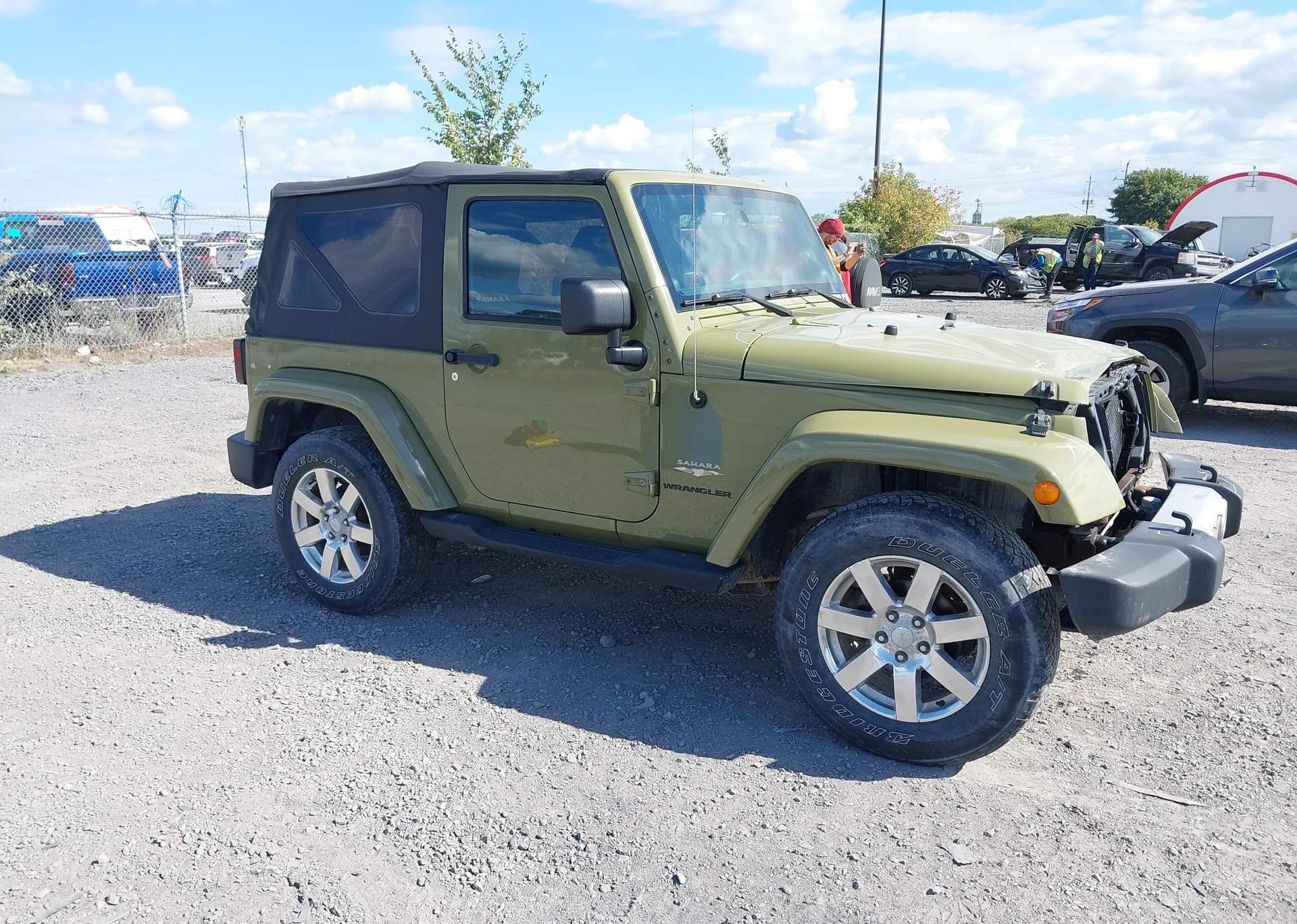 2013 JEEP WRANGLER SAHARA