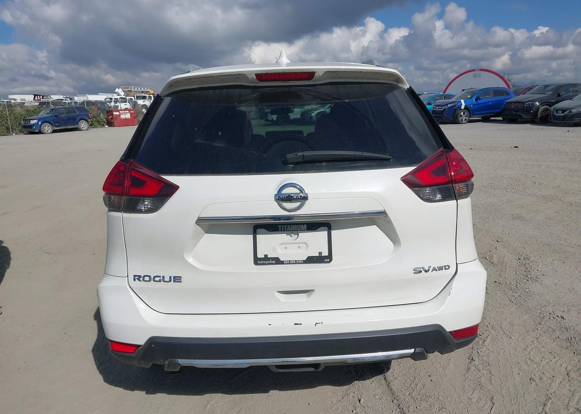 2018 NISSAN ROGUE SV