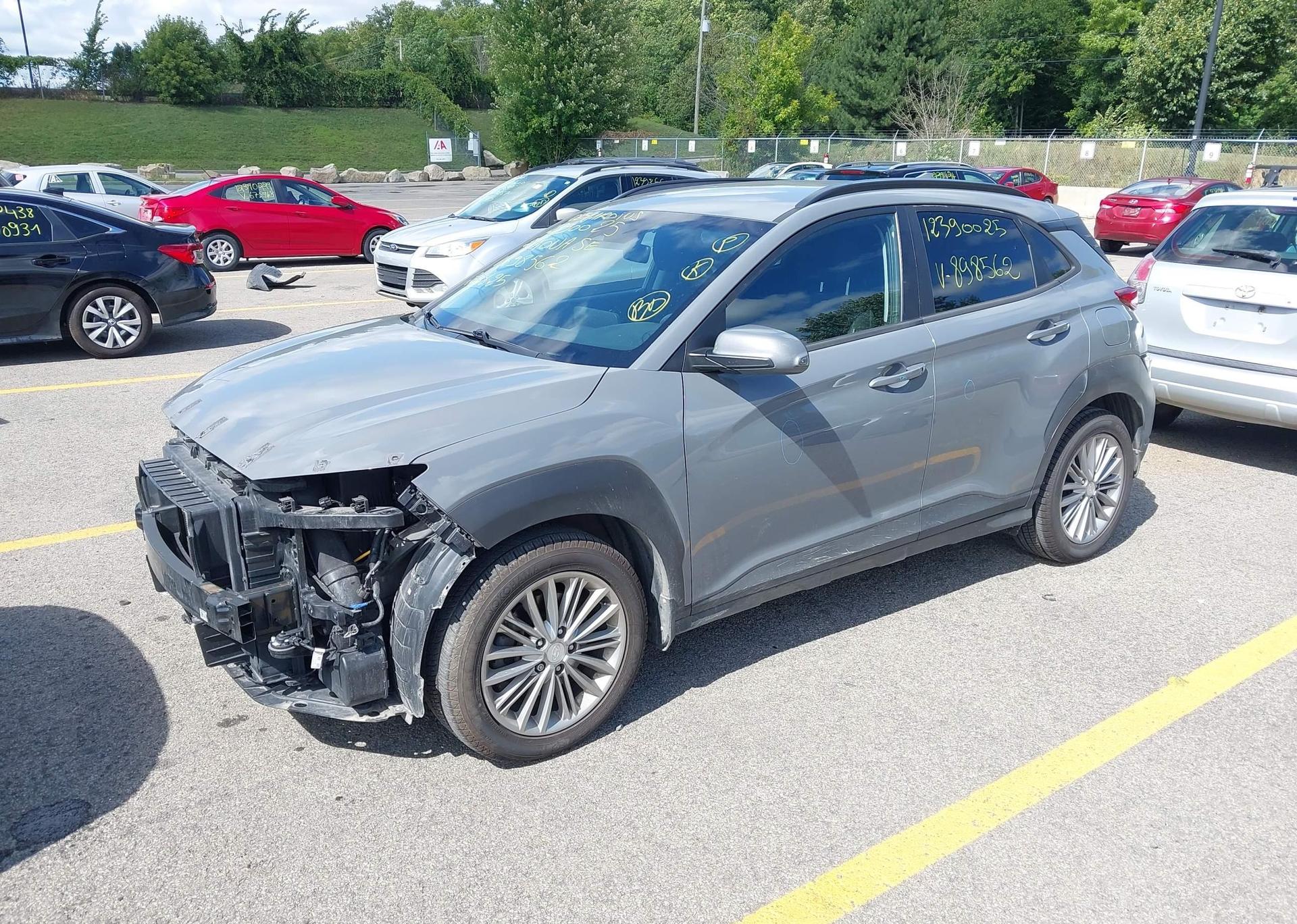 2022 HYUNDAI KONA SE