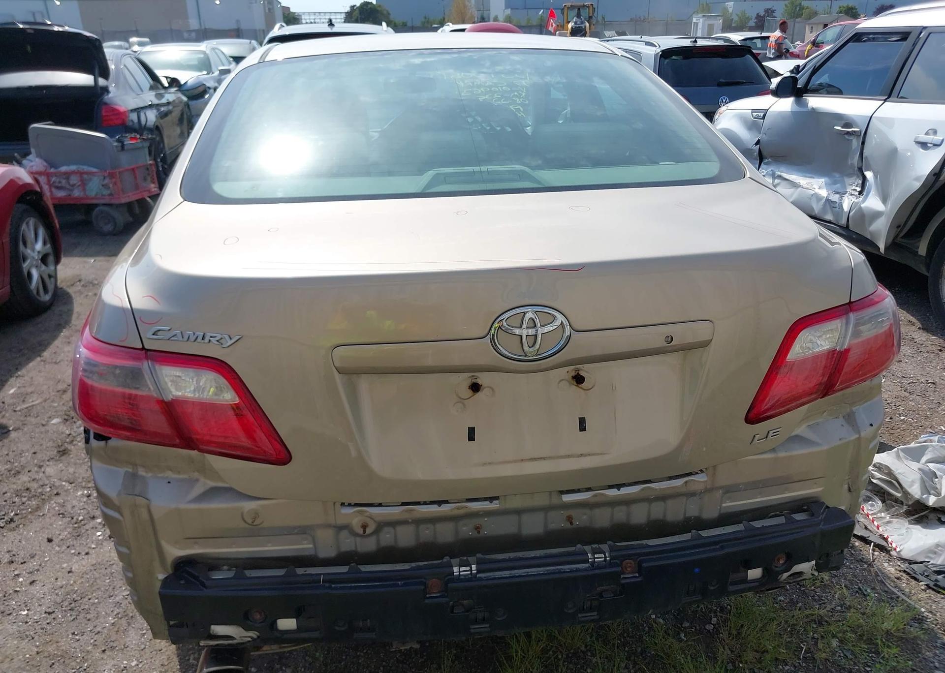 2007 TOYOTA CAMRY LE