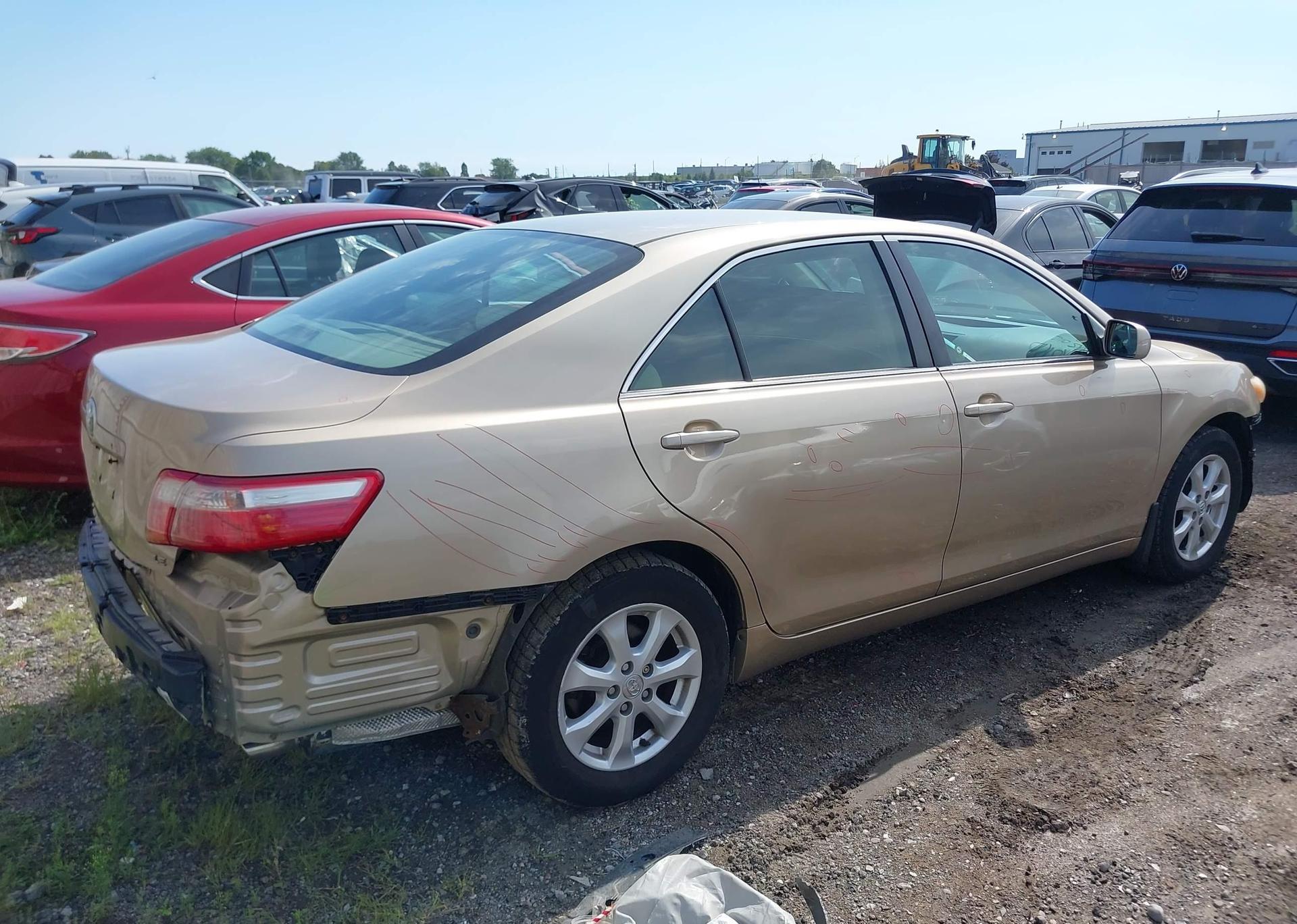 2007 TOYOTA CAMRY LE