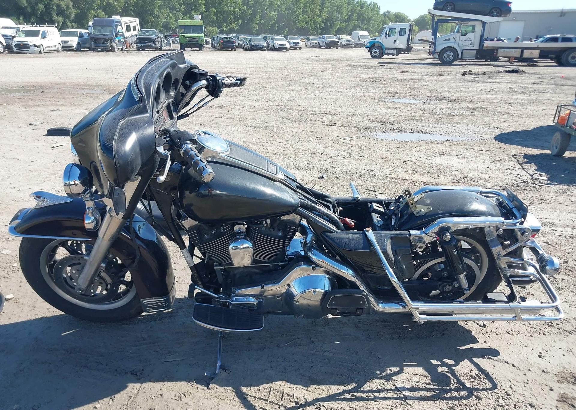 2004 HARLEY-DAVIDSON FLHTCI