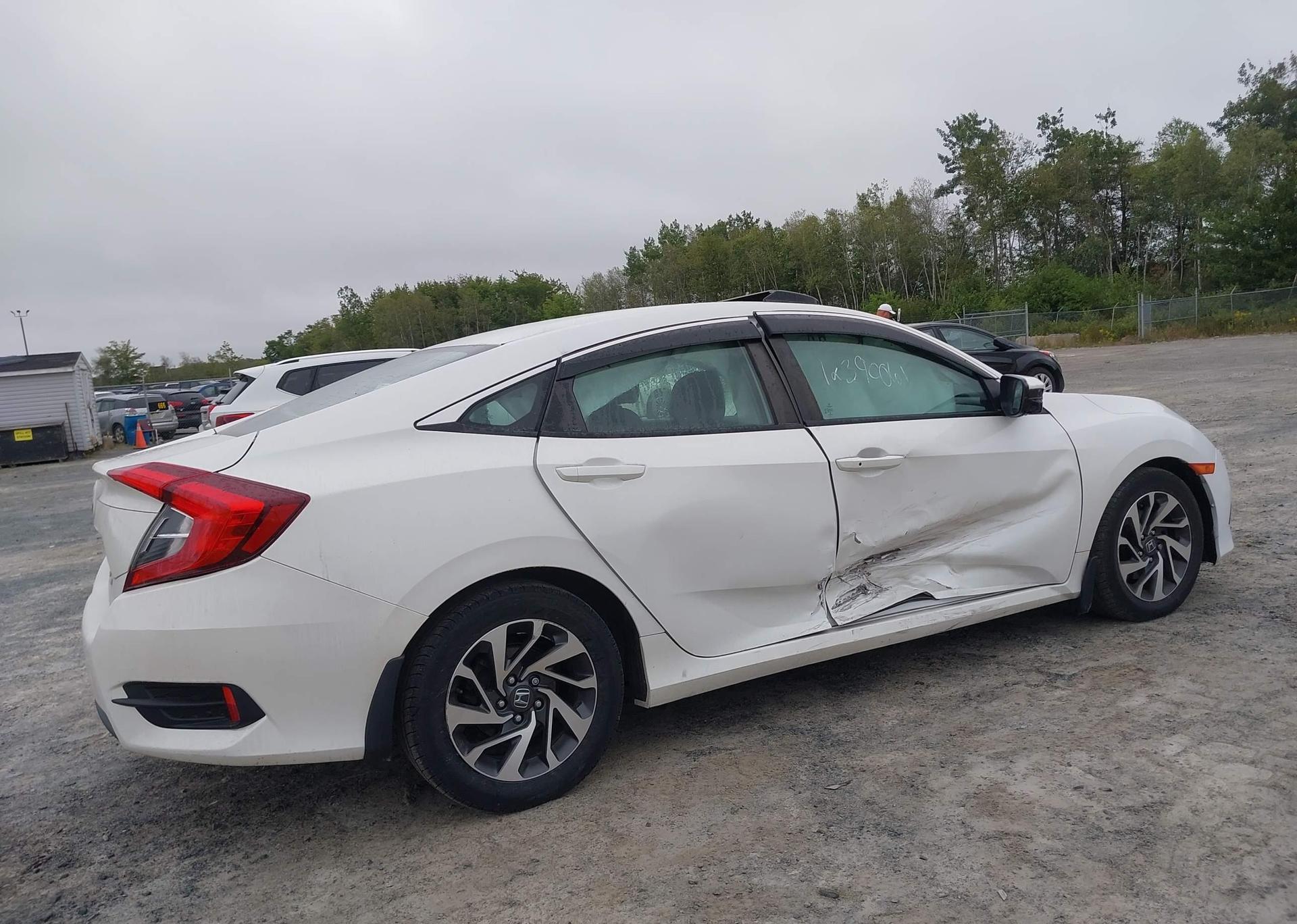2018 HONDA CIVIC EX 4DR