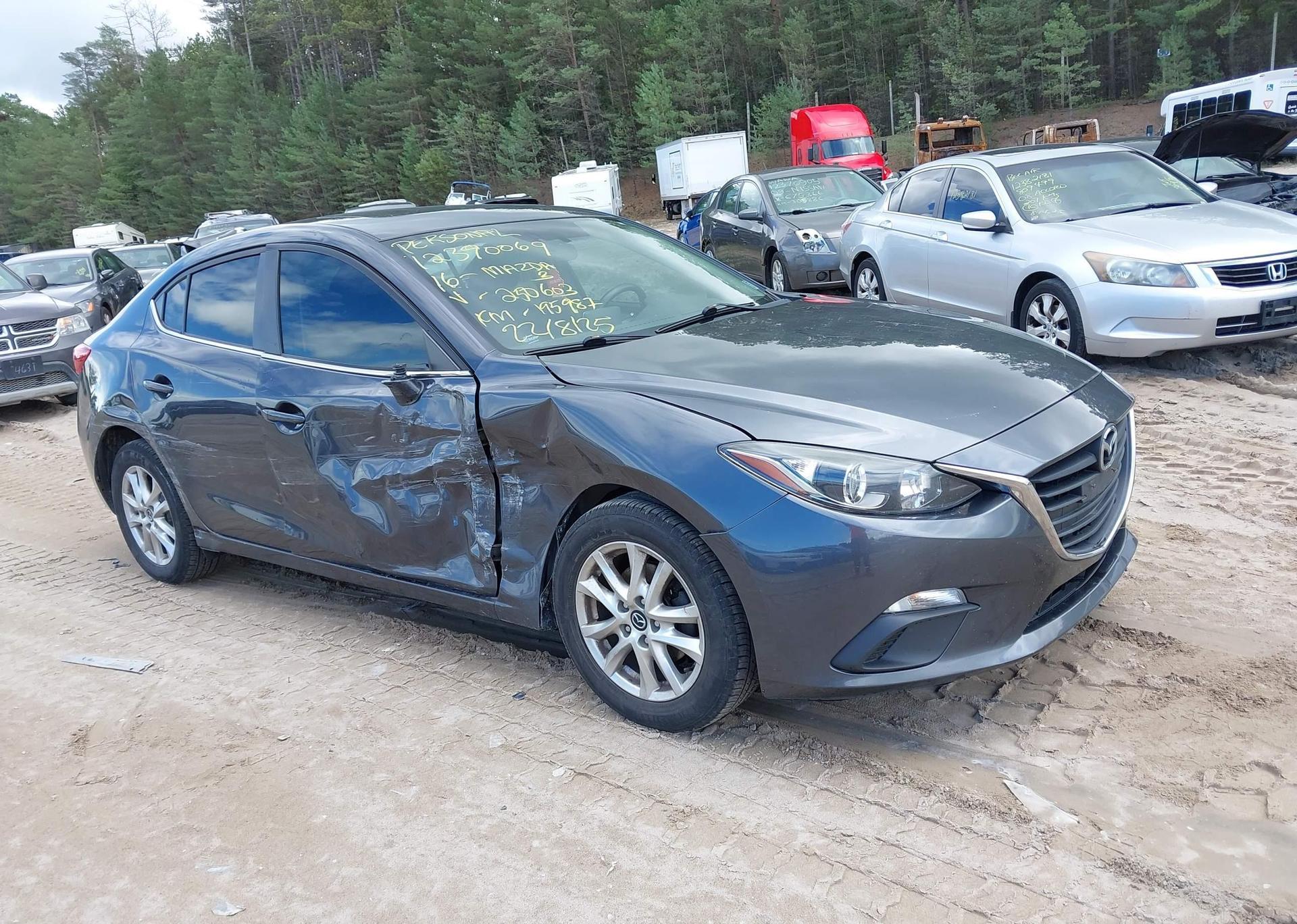 2016 MAZDA 3 TOURING